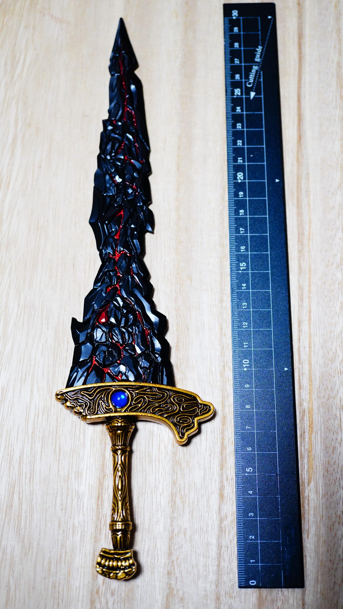 30cmマリケスの黒き剣 エルデンリング ミニチュア キーホルダー アクセサリ Amazon.co.jp: 30cmマリケスの黒き剣 エルデンリング ミニ武器 剣 弓