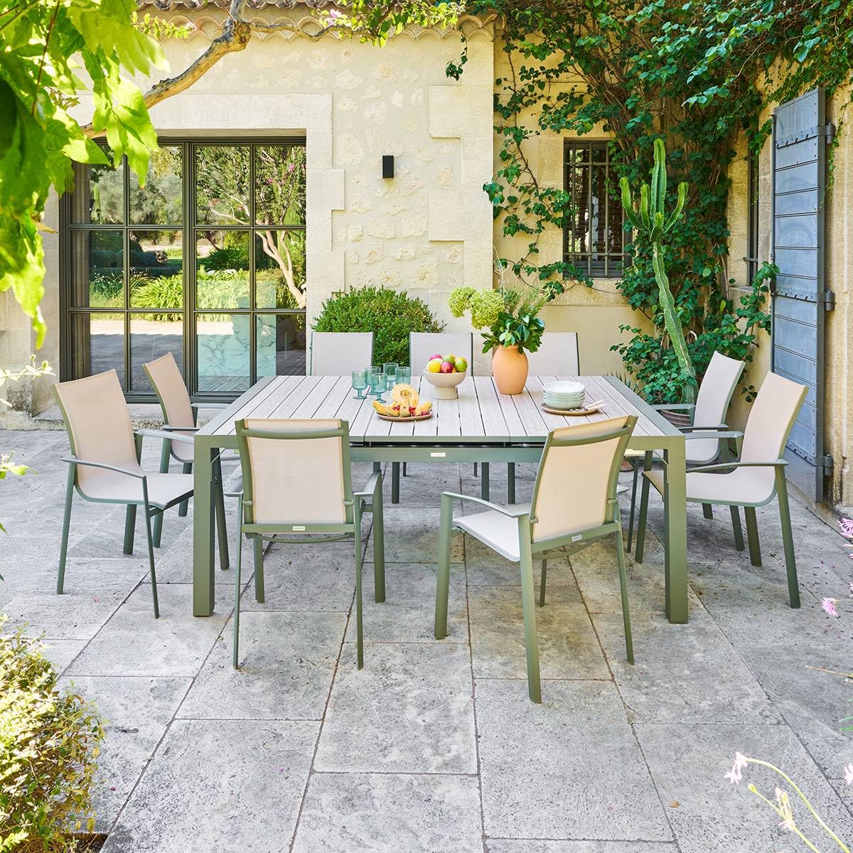 HESPERIDE - Table de Jardin Extensible Carrée Evasion Vert Laurier - 10 Places - Aluminium Antirouille Aluminium Effet Bois - Meuble d'Extérieur Rallonge