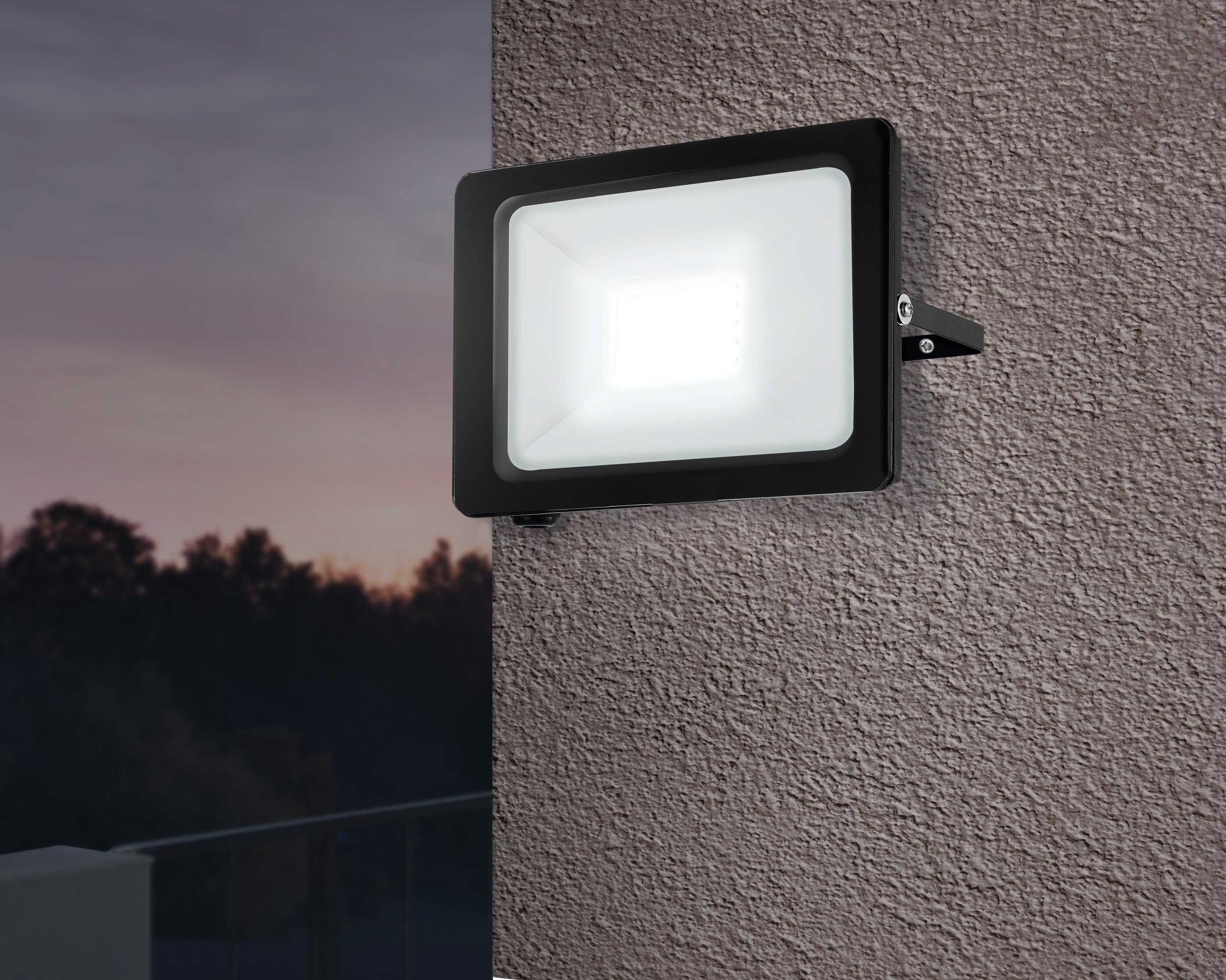 Eglo LED Spot mural Faedo 3, applique murale extérieure en aluminium noir | éclairage mural d'extérieur, luminaire blanc neutre, IP65