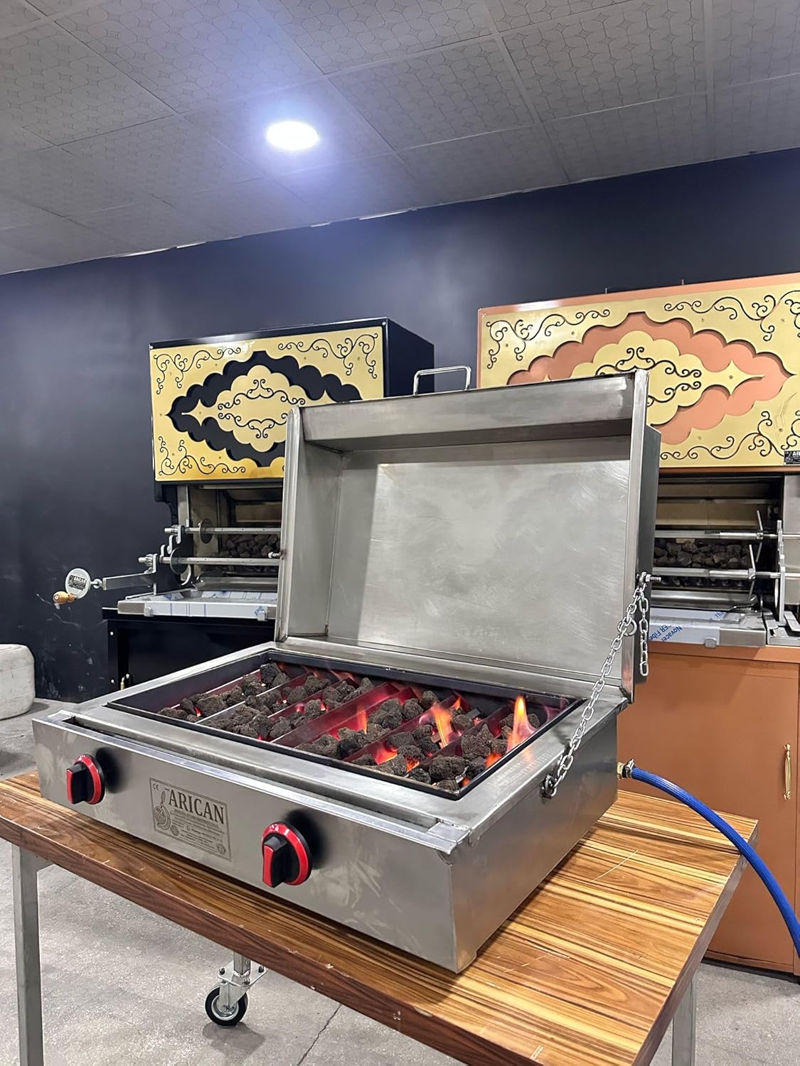 Smoking Barbecue With Hood Portable Gas and Lavastone Kebab Grill