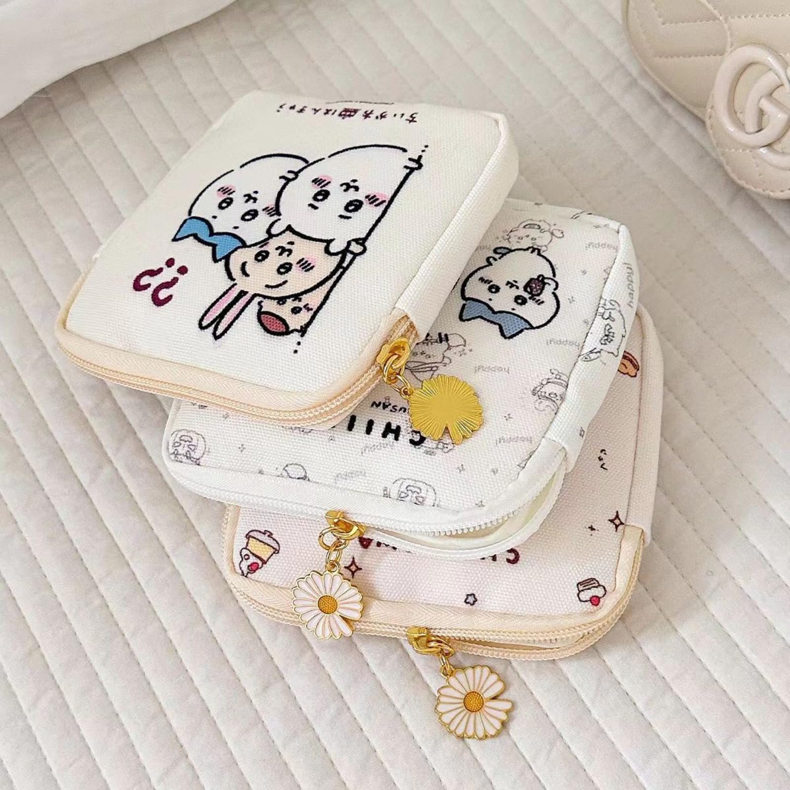 Amazon.co.jp: ちいかわ サニタリーポーチ ナプキン収納ポーチ 生理