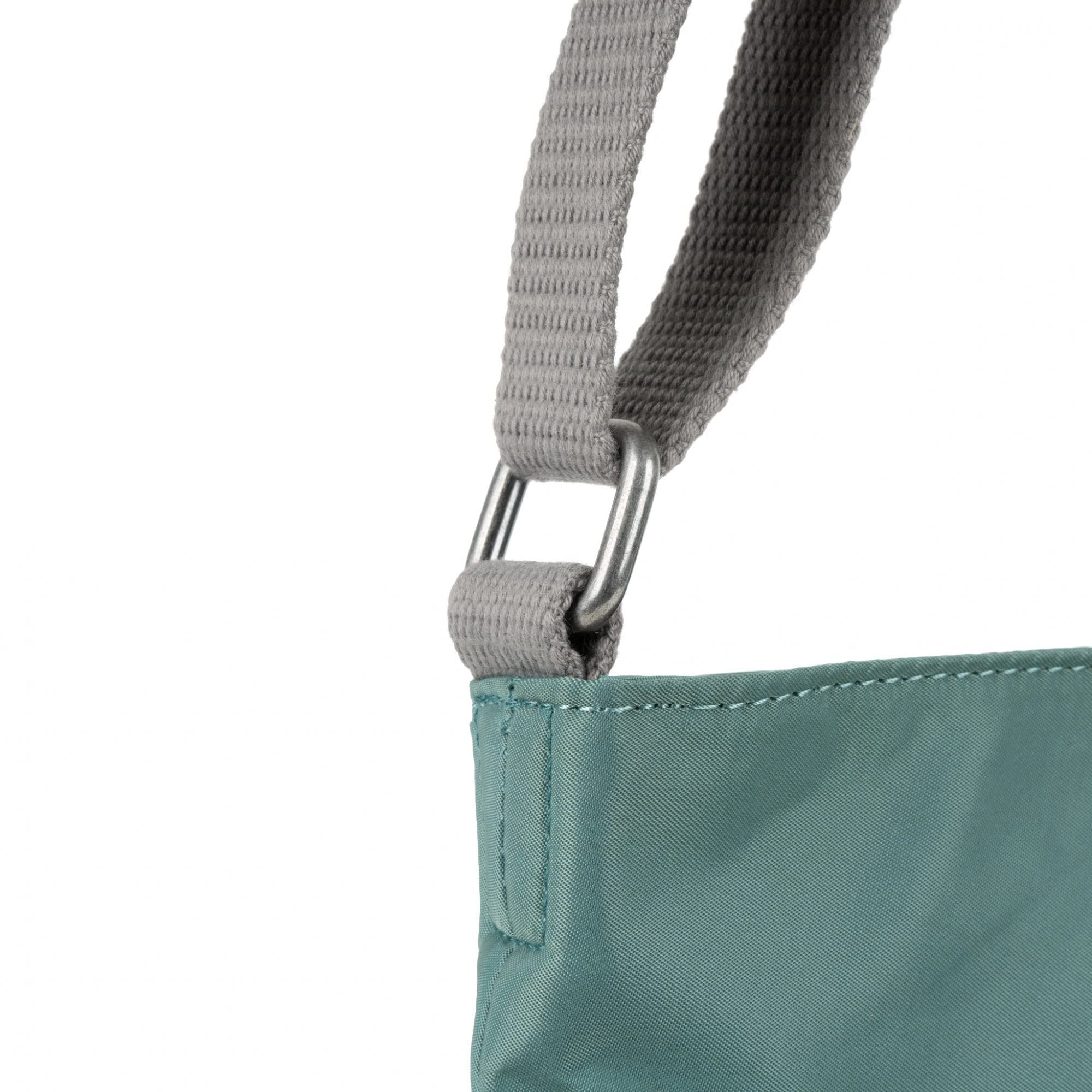 Roka London Kennington Borsa a tracolla sostenibile