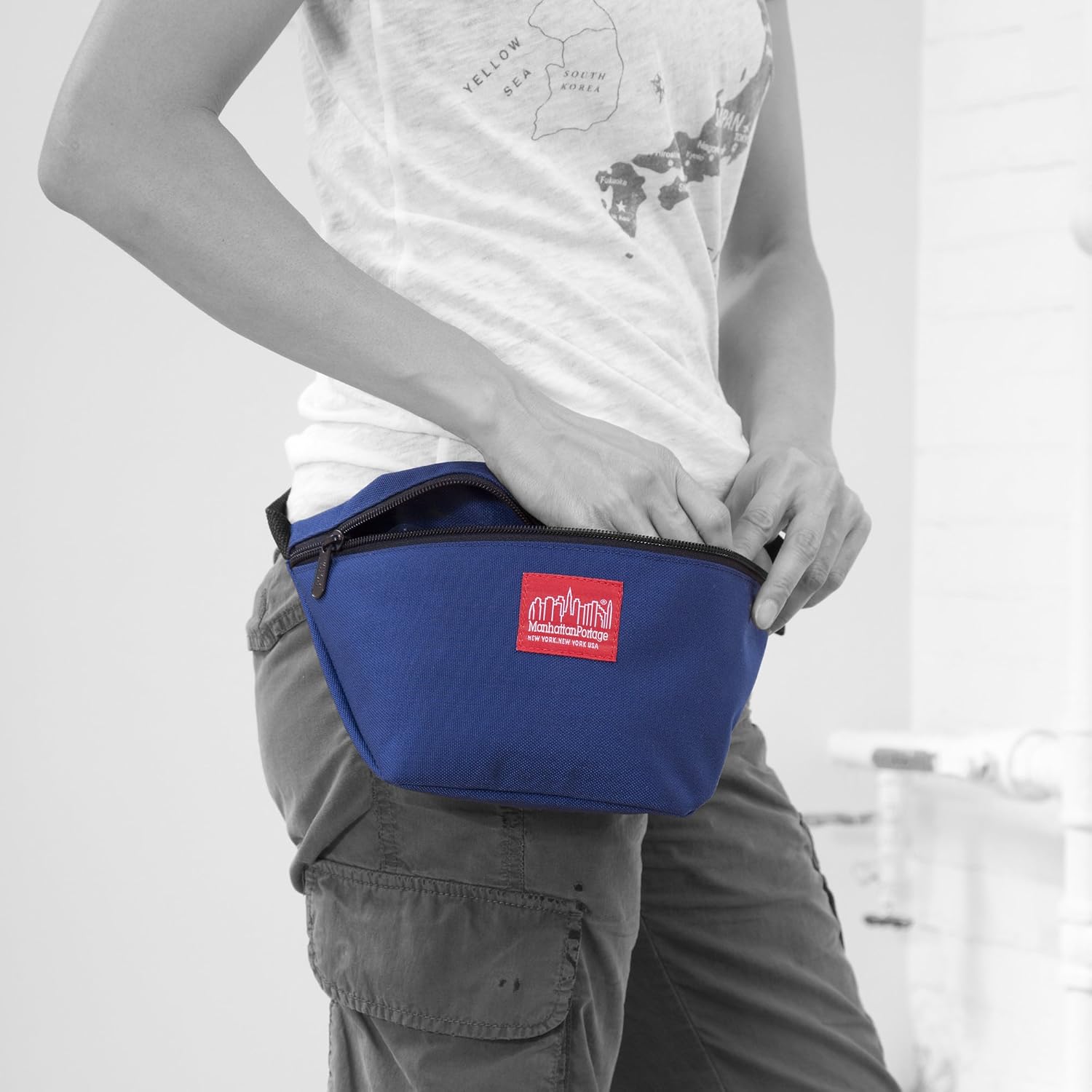 Manhattan Portage Retro Pack - Waist Bag Fanny Pack or Cross Body Bag Spacious Main Compartment with Zipper Closure 1000D CORDURA Classic Fabric
