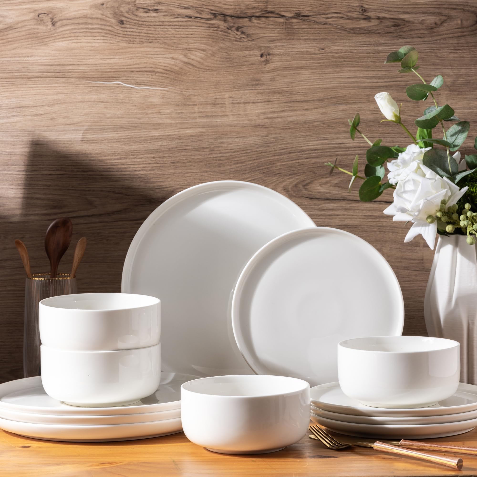 LeRatio Ceramic Dinnerware Sets for 4,Plates and Bowls Sets,Handmade Reactive Glaze Dishes Set,Chip Resistant and Scratch Resistant | Oven&Dishwasher & Microwave Safe,Service for 4-Milk White