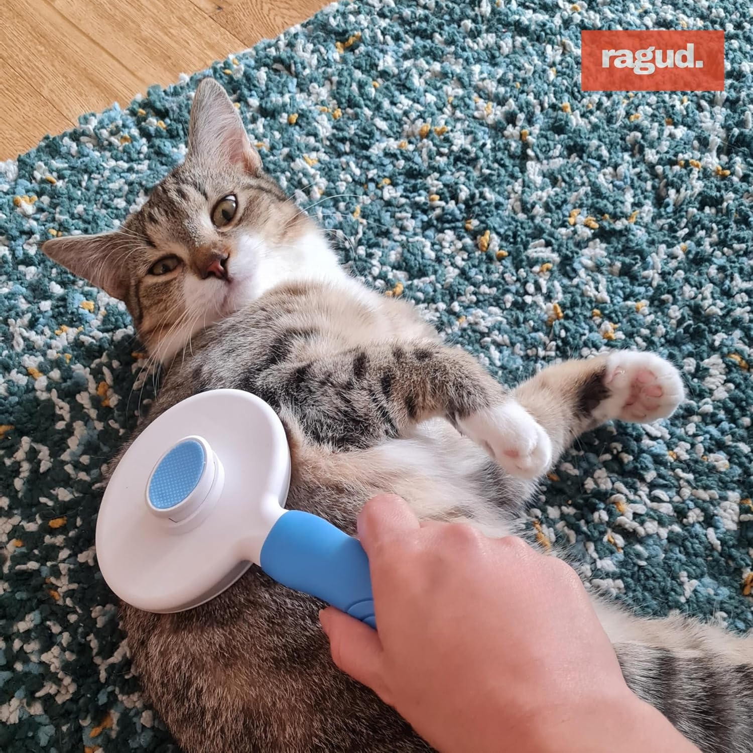 Cat and Dog Brush - Ergonomic and Lightweight Self-Cleaning Accessory for Cats and Dogs, Dog Brush, Cat Brush, Suitable for Long Hair and Short Animal Hair, Ideal for the 7