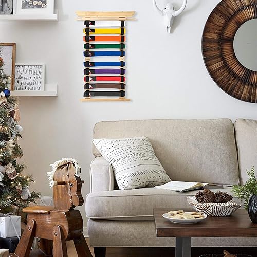 Miniatura 7 de JUXYES Organizador de cinturones de artes marciales para colgar en la pared, para 10 cinturones con colgador de medallas y calcomanías, soporte de