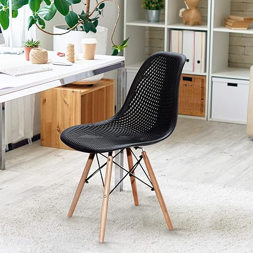 Miniatura 9 de Giantex Juego de 2 sillas de comedor modernas, sillas laterales de PP con diseño de malla, patas de madera de haya, sillas de ocio de tulipán,