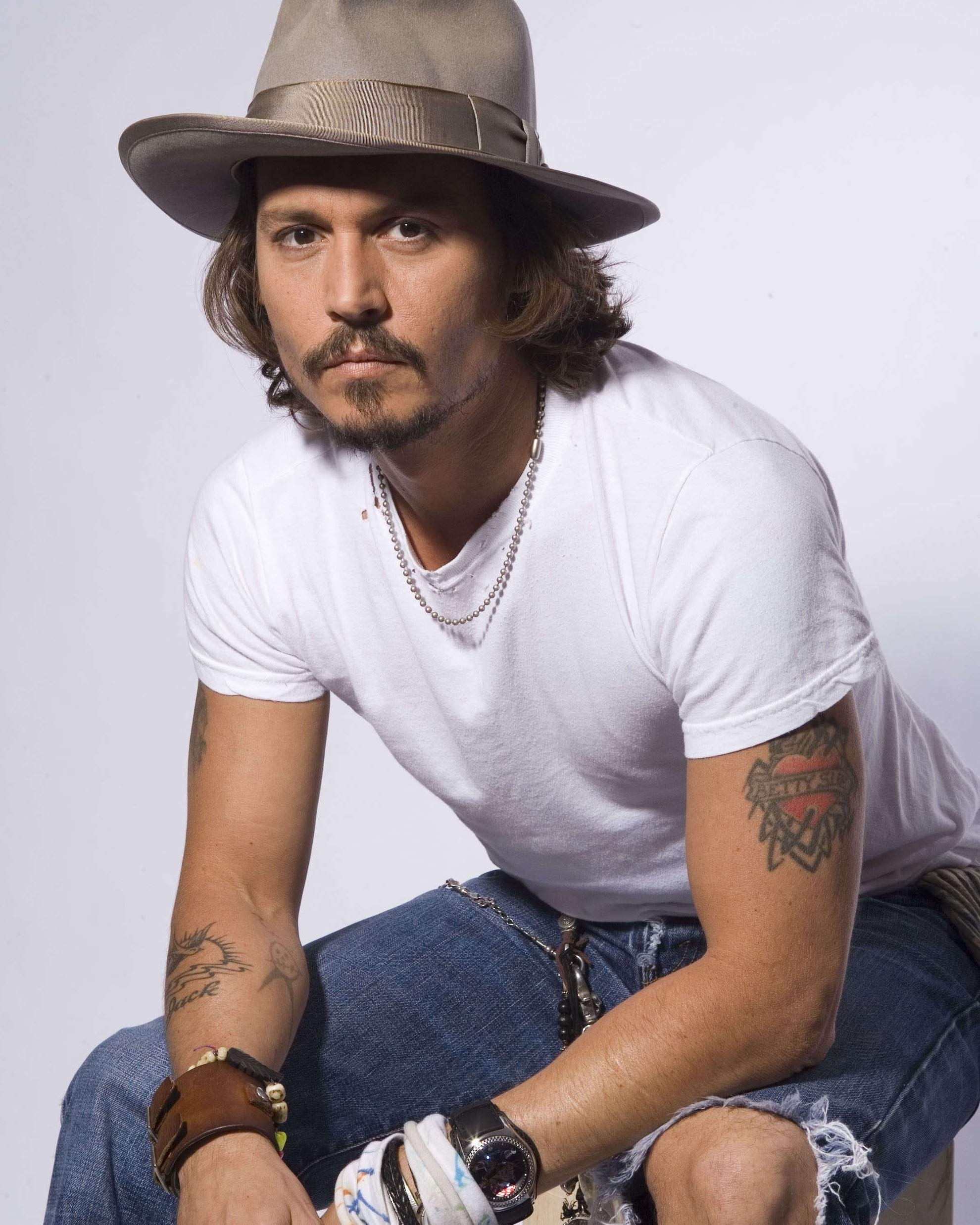 fotos4you Johnny Depp 8 x 10 / 8x10 Glossy Photo Picture Image #4
