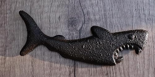 Vista 2 de Ebros - Abridor de tapas de botellas de cerveza de metal de hierro fundido náutico costero, gran tiburón blanco, refresco, 6.5 pulgadas de largo