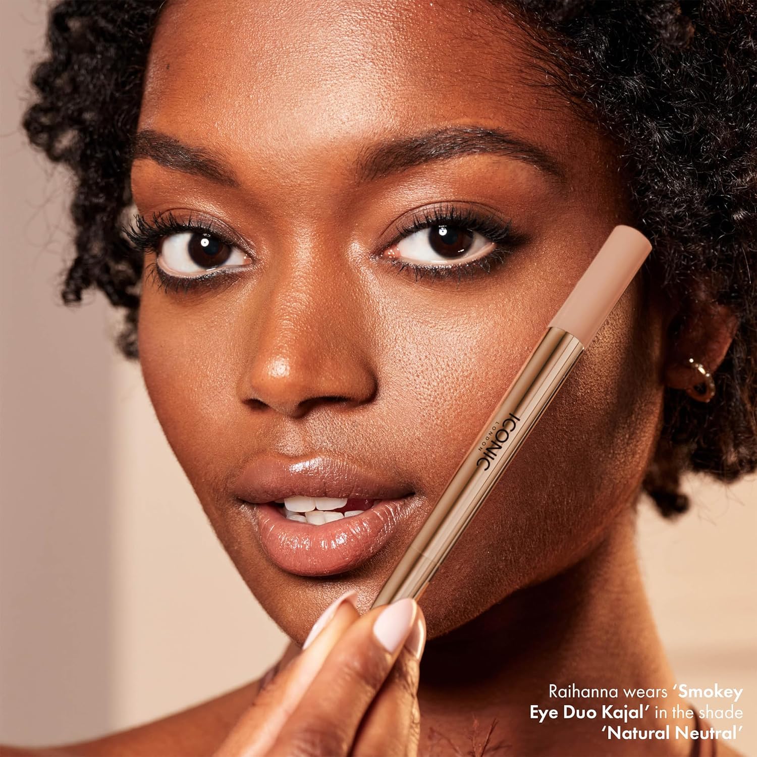 ICONIC LONDON Smokey Eye Duo Eyeliner | Creamy, Easy to Blend 2-in-1 Eyeliner Crayon, Water Resistant, Cruelty Free, Vegan Makeup - Image 5