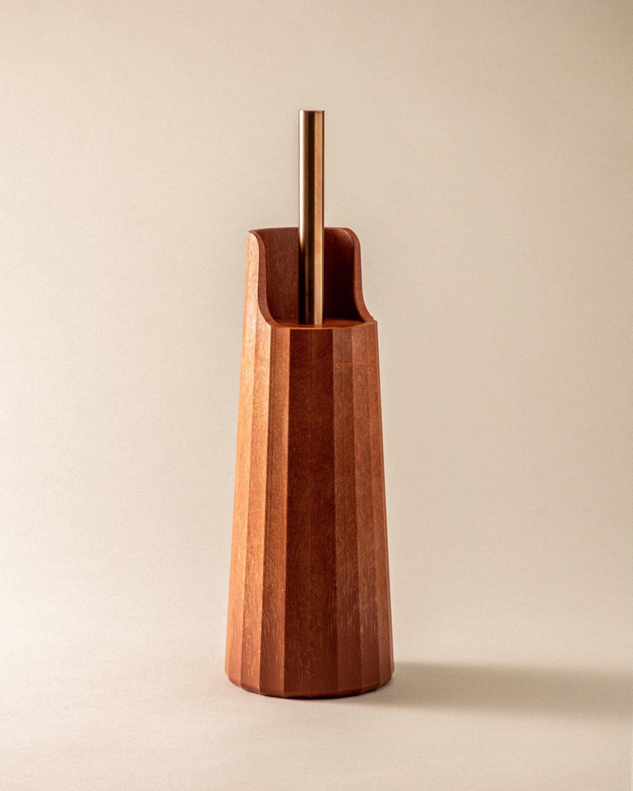 COSMIC Avenir Escobilla de Baño de Diseño Contemporáneo y Poligonal Fabricada en Plástico Reciclado. Escobillero de Suelo para WC en Color Terracota