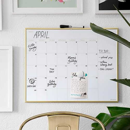 Vista 6 de U Brands Magnetic Dry Erase Calendar White Board, 16" x 20", Gold Aluminum Frame, Includes Magnet and Marker Marco dorado,Marco