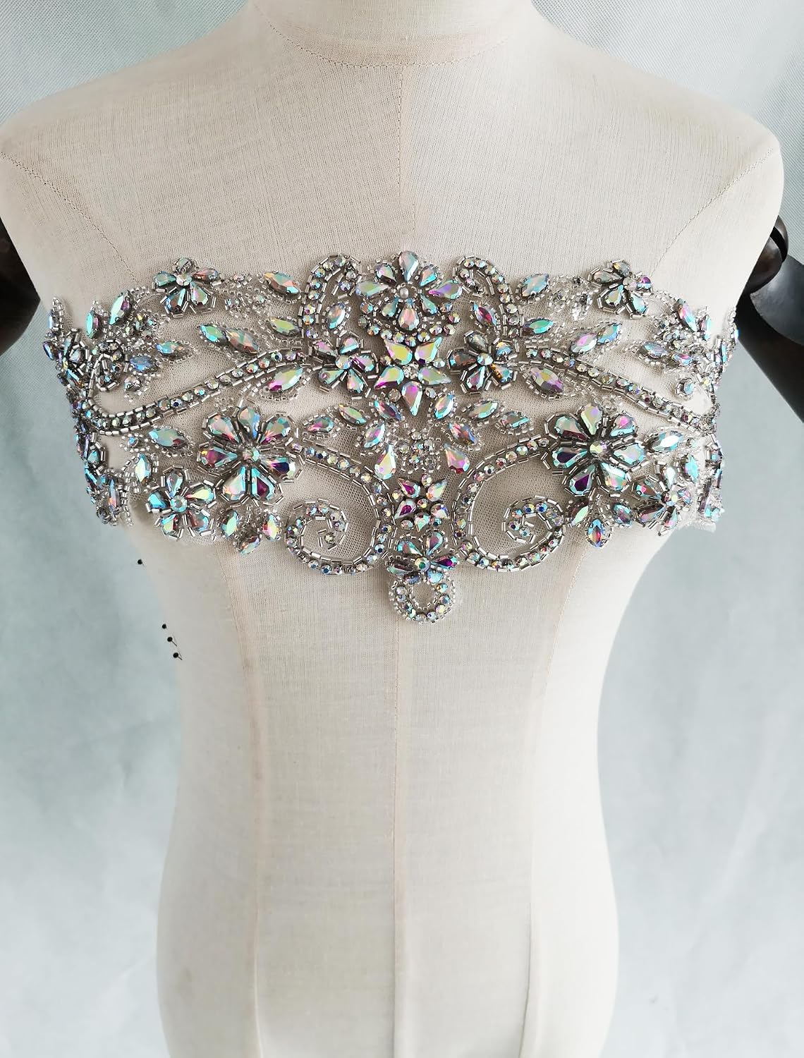 Jenniferwu Handmade Beaded Appliques Embroidered Glass Rhinestone Lace Beaded Apnplique with Sequins Trim lace Patches for Wedding Evening Dress DIY Manual Accessories HB003WHITE