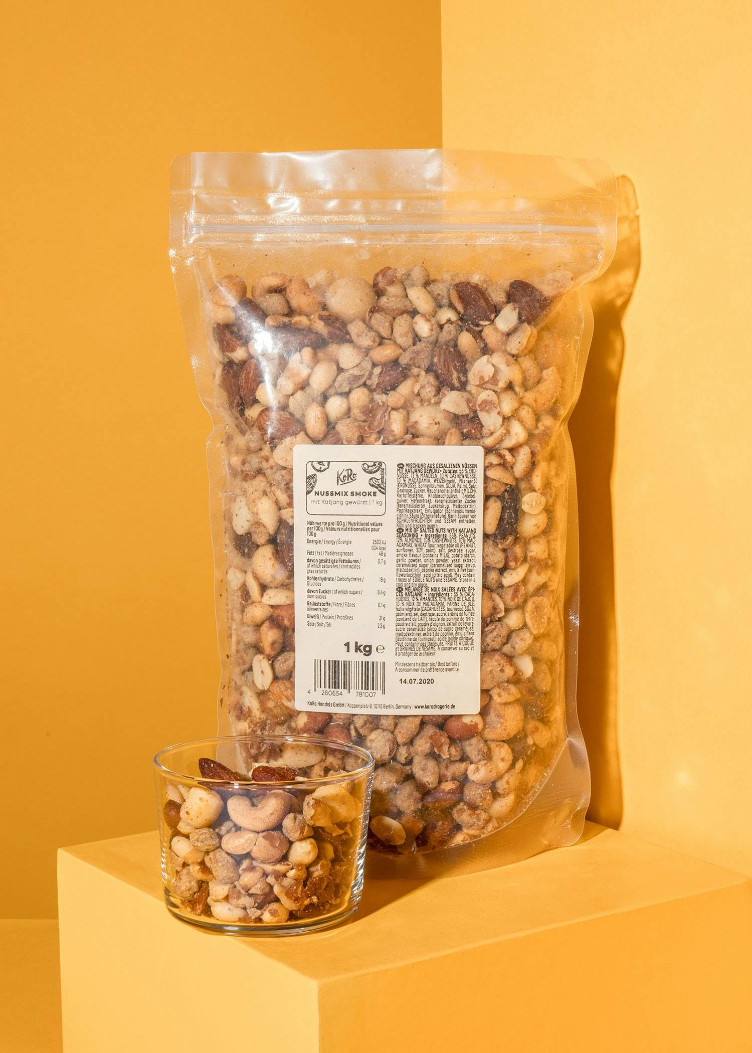 KoRo - Mélange de noix salées et fumées 1kg - Un snack fumé pour les petites faims