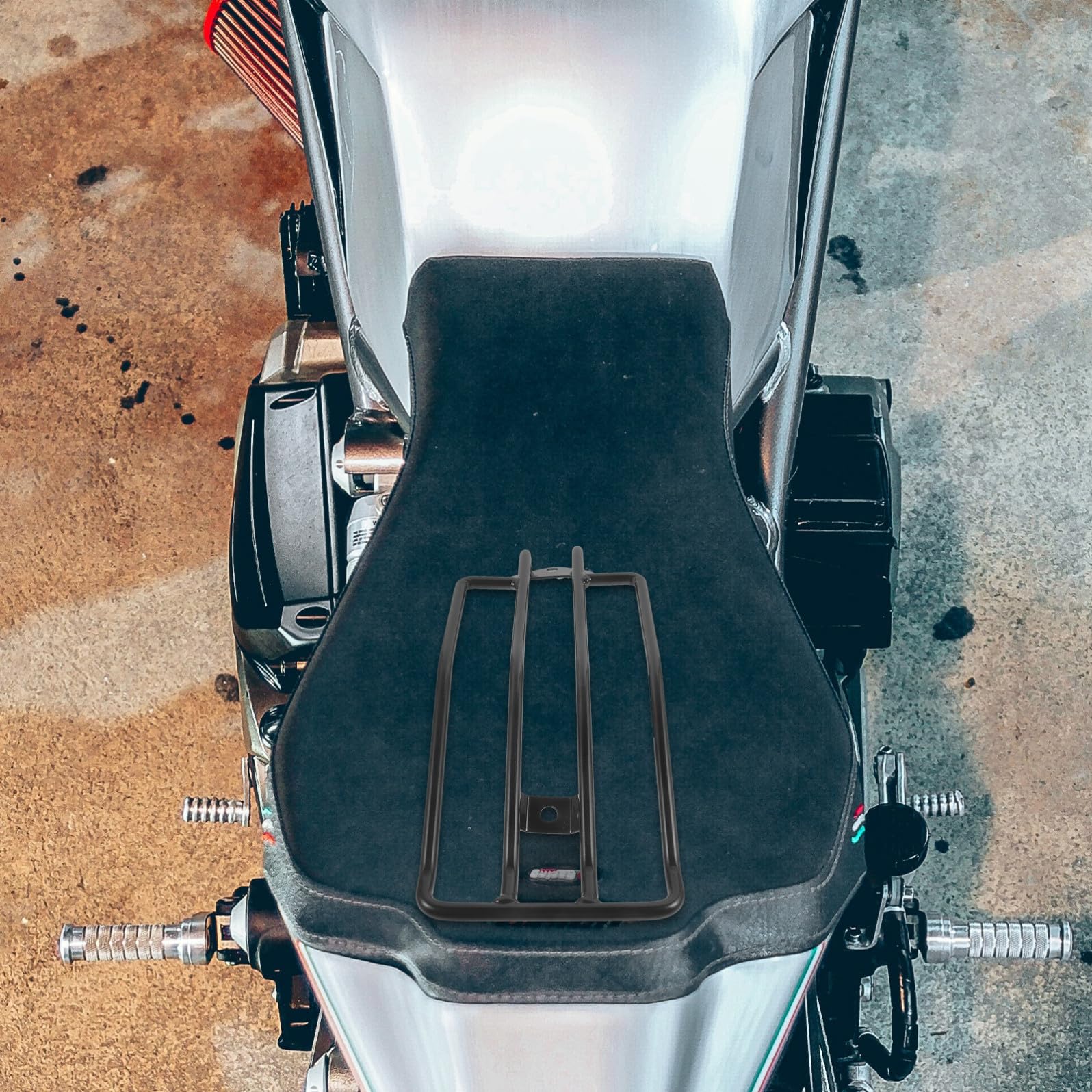Motorradgepäckträger Hinten aus Metall Schwarz Motorradträger für Hinteren Gepäckbereich Robustes Motorradzubehör