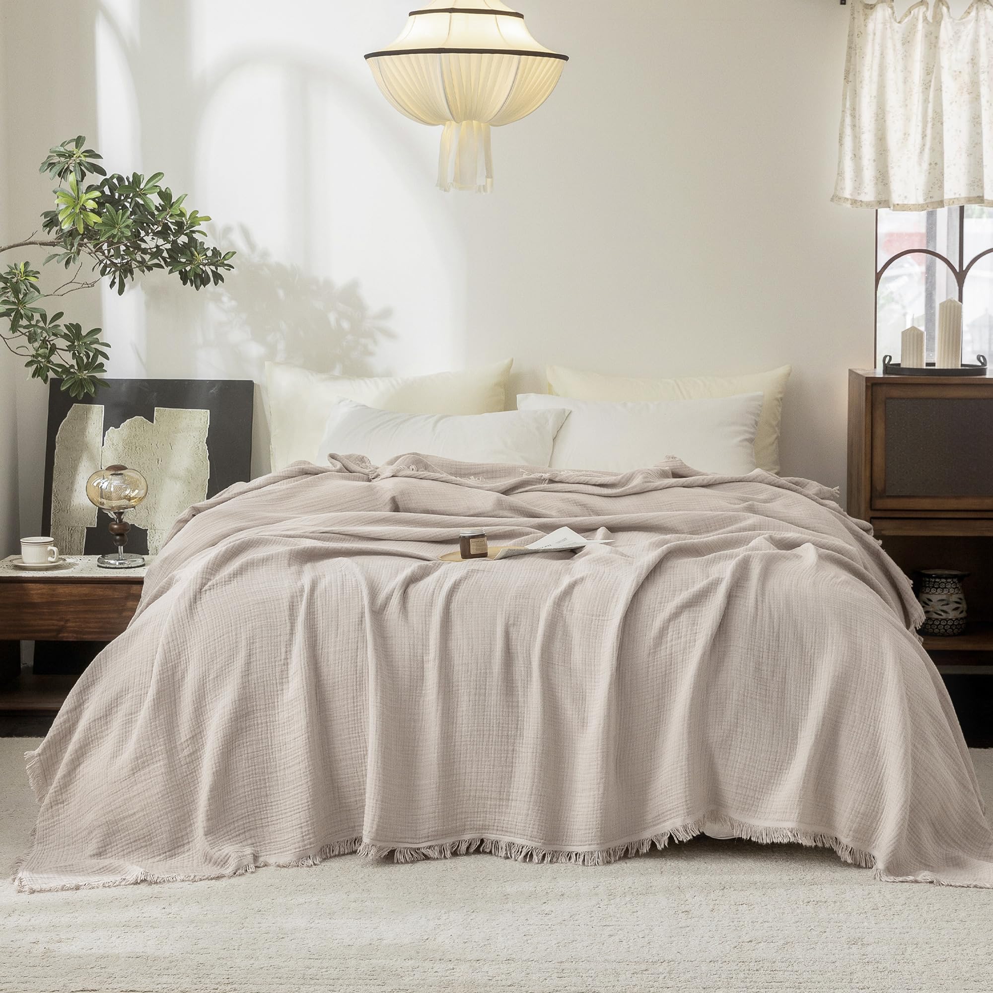 FOSSA Muslin Blanket with Fringe