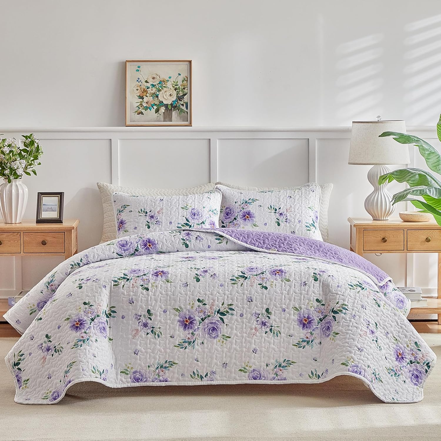 Floral Quilt Set 3 Pieces Queen Size White Purple Flower with Green Leaves Soft Microfiber Lightweight Summer Reversible Coverlet Bedspread for All Season -1 Quilt 88*88 + 2 Pillow Shams