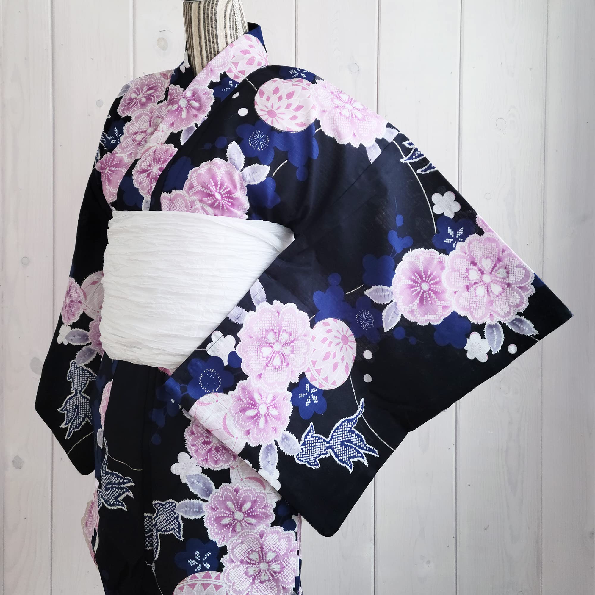 Buy Women's Authentic Traditional Japanese Yukata, aka Casual Kimono