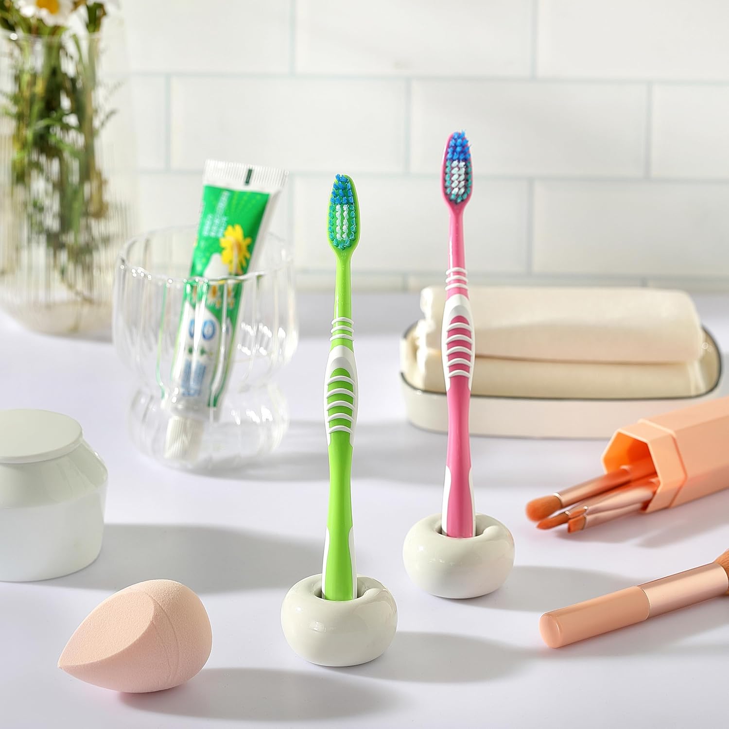 Ceric Toothbrush Holder, Mini Sleek Toothbrush Holder Stand for