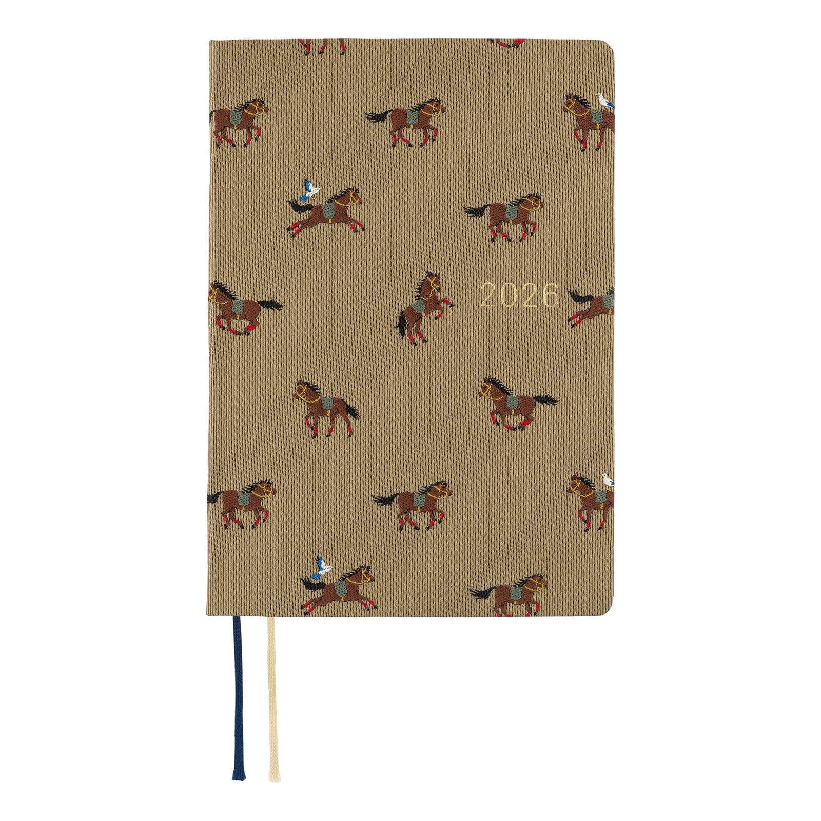 2026年版馬柄A6サイズ手帳　ほぼ日手帳　タイ＆チーフ Amazon.co.jp: ほぼ日手帳 2026 HON 英語版 タイ&チーフ/駆ける馬 [A6