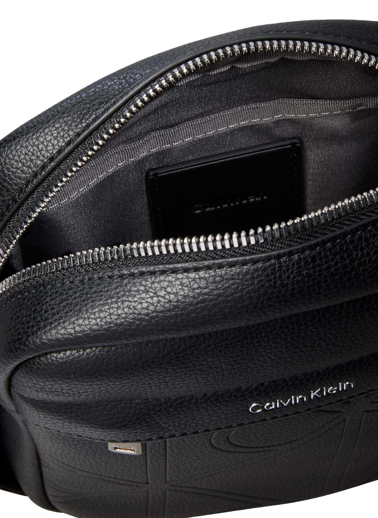 Calvin Klein Lv04d3331g Emblem Aop Emboss Report