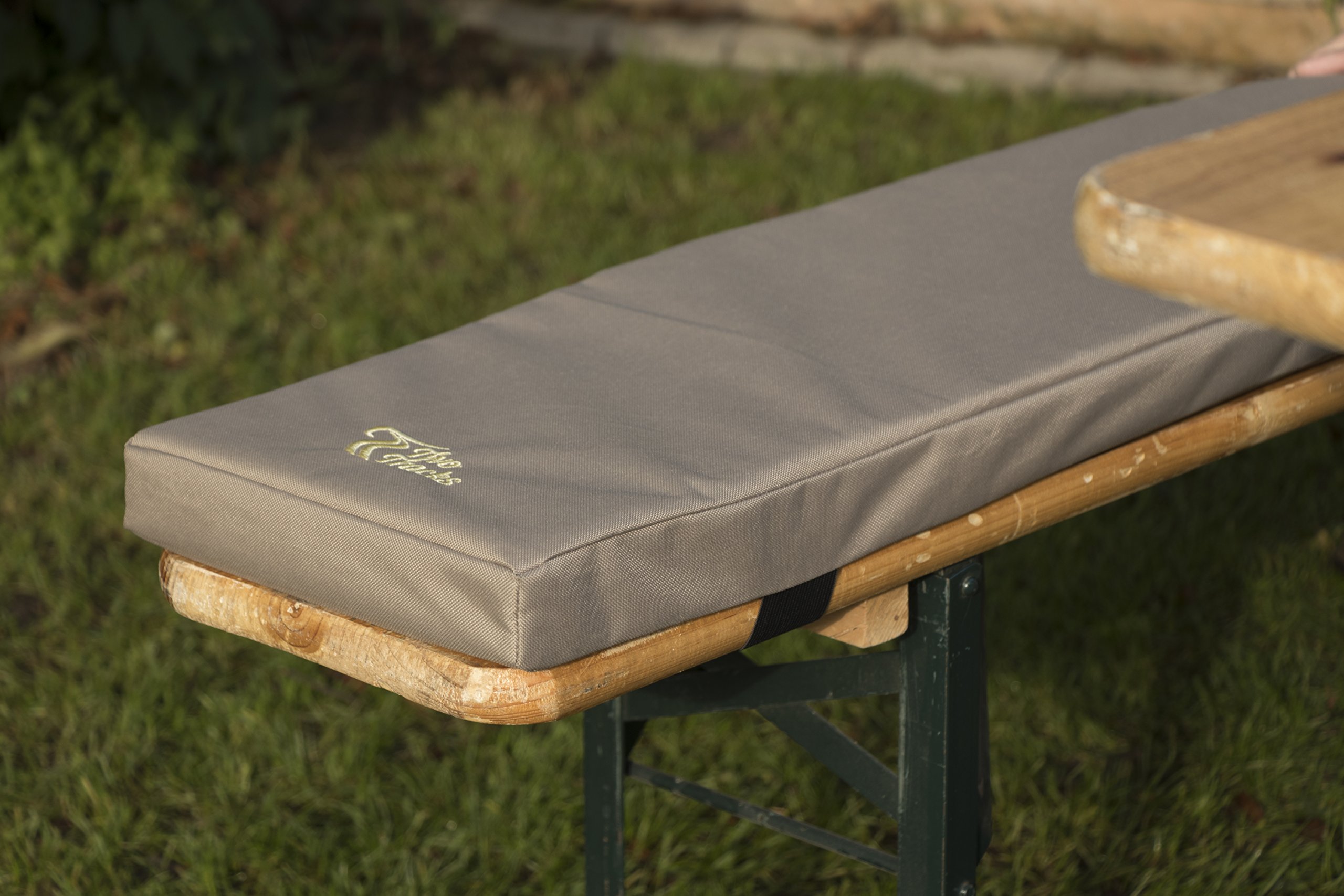 TwoTracks Premium Bierbankauflage Biba Comfort, 5cm gepolsterte Sitzbankauflage. Faltbare Bankauflage in beige, 220x25x5, 2er Set