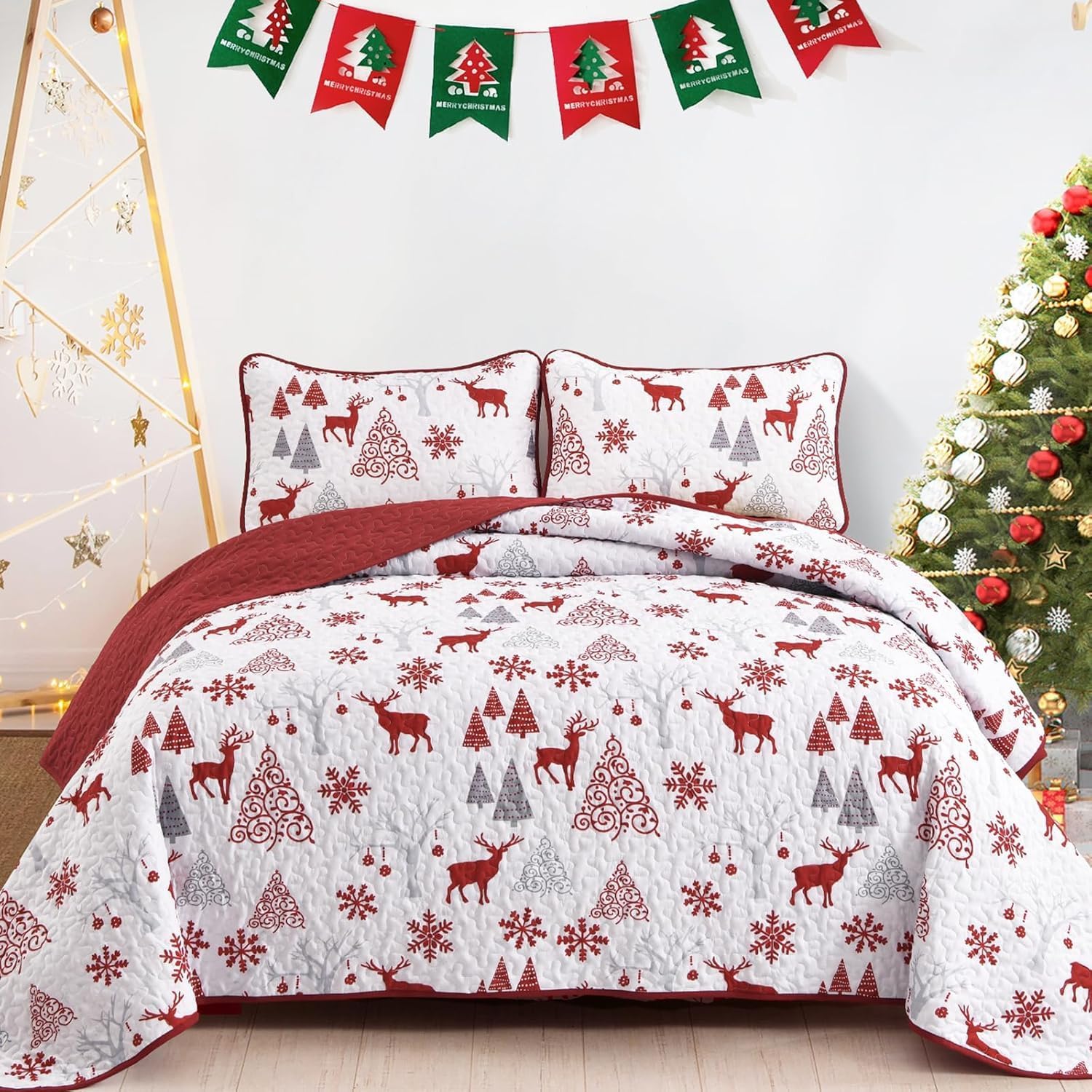 Christmas Quilt Set Queen Size, Reindeer Snowflakes Bedspread Reversible Red Bedding Set Elks Christmas Trees Quilted Coverlet Set with 2 Pillowcases Queen(90"x 90")