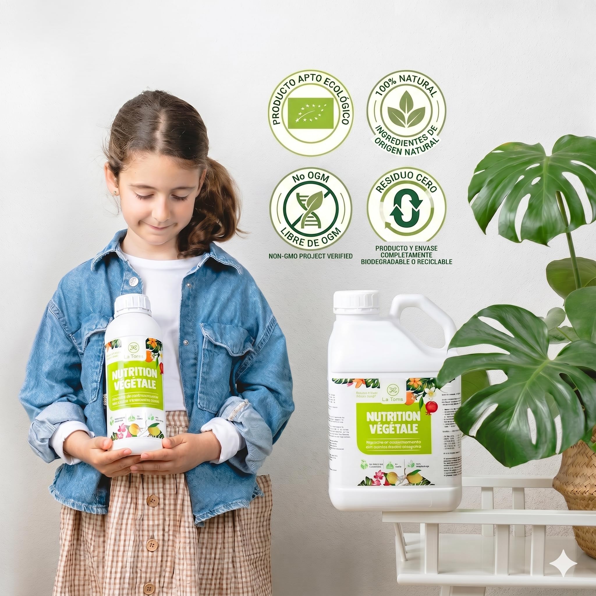 CONCIME LIQUIDO UNIVERSALE 5 LITRI con nutrienti essenziali per Orto, Frutteto, Giardino, Prato, Interni ed Esterni. Crescita delle foglie e dei frutti, radicazione e resistenza.