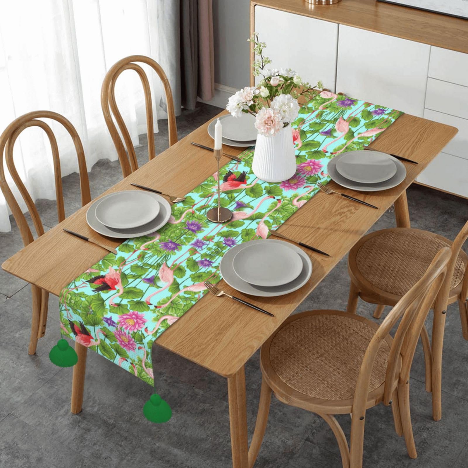 Chemin de table flamant rose pour une table basse ou un mariage champêtre