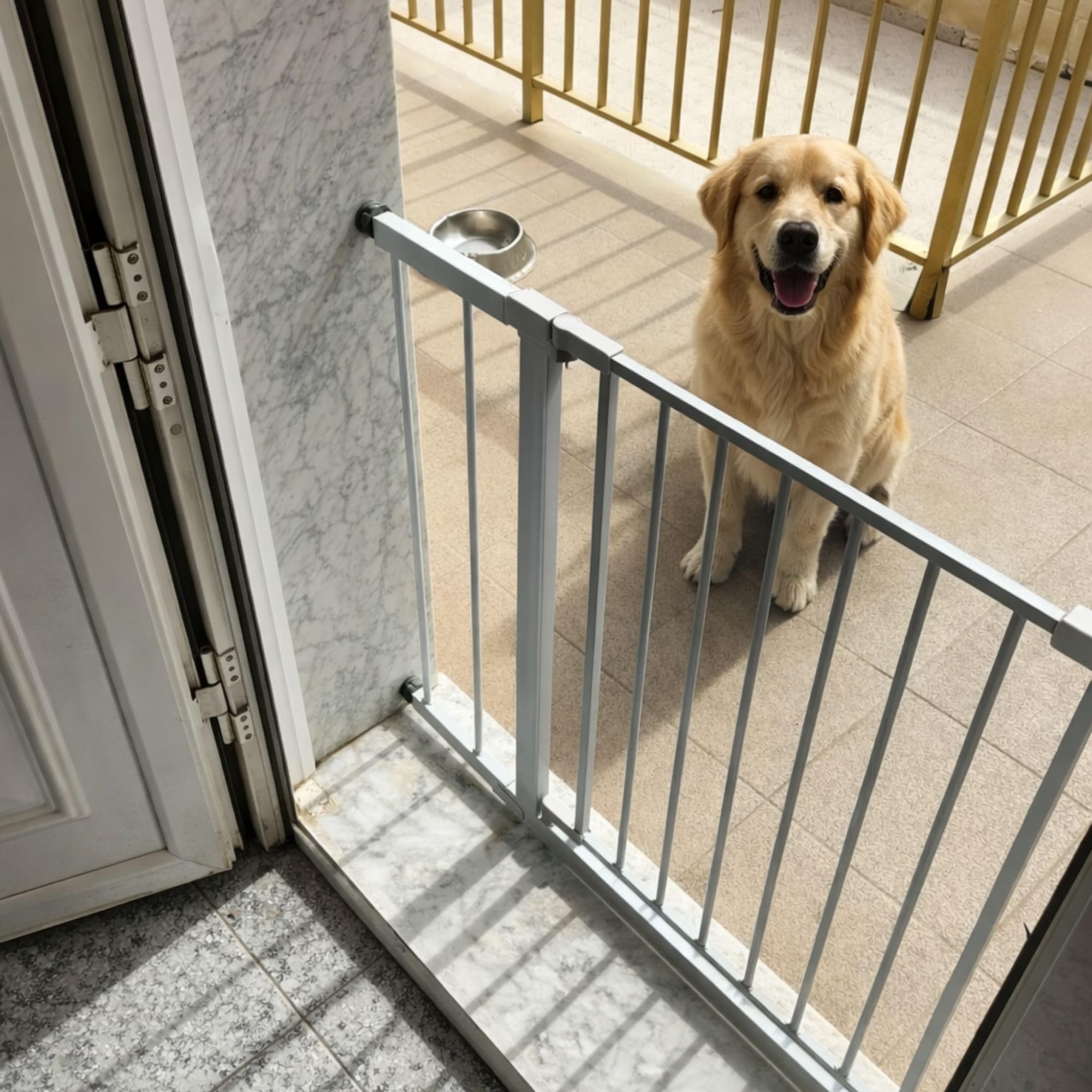 Barrera de Seguridad para Bebés y Mascotas, Ajustable 75-82 cm Extensible hasta 108 cm, Acero Blanco, Valla Escalera y Puerta sin Taladro, Cierre Automático, Apertura 1 Mano, Doble Seguridad