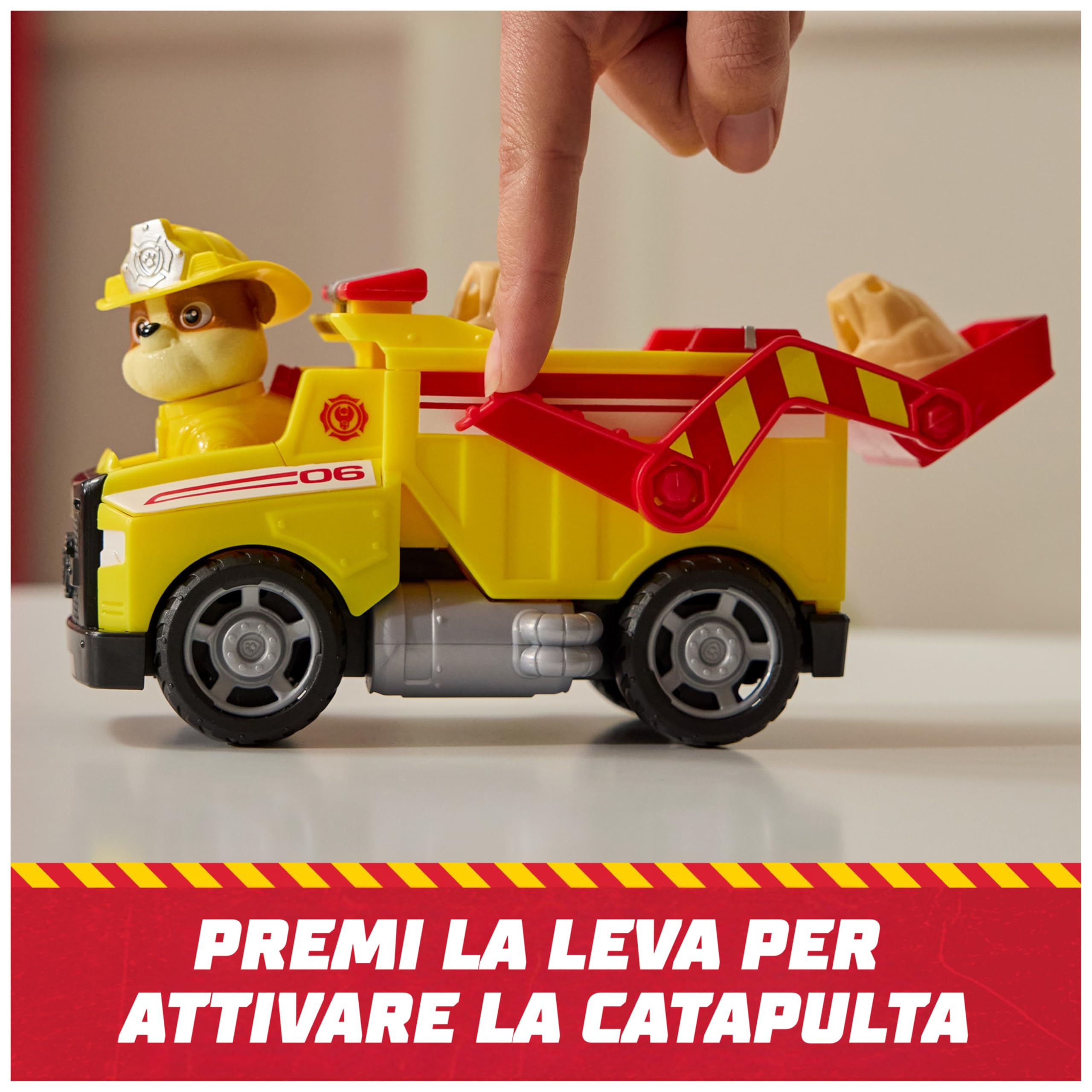 Paw Patrol Fire Rescue: Camion Ribaltabile Antincendio di Rubble con Personaggio, Proiettili e Camion Giocattolo, Giocattoli per Bambini e Bambine, 3+ Anni