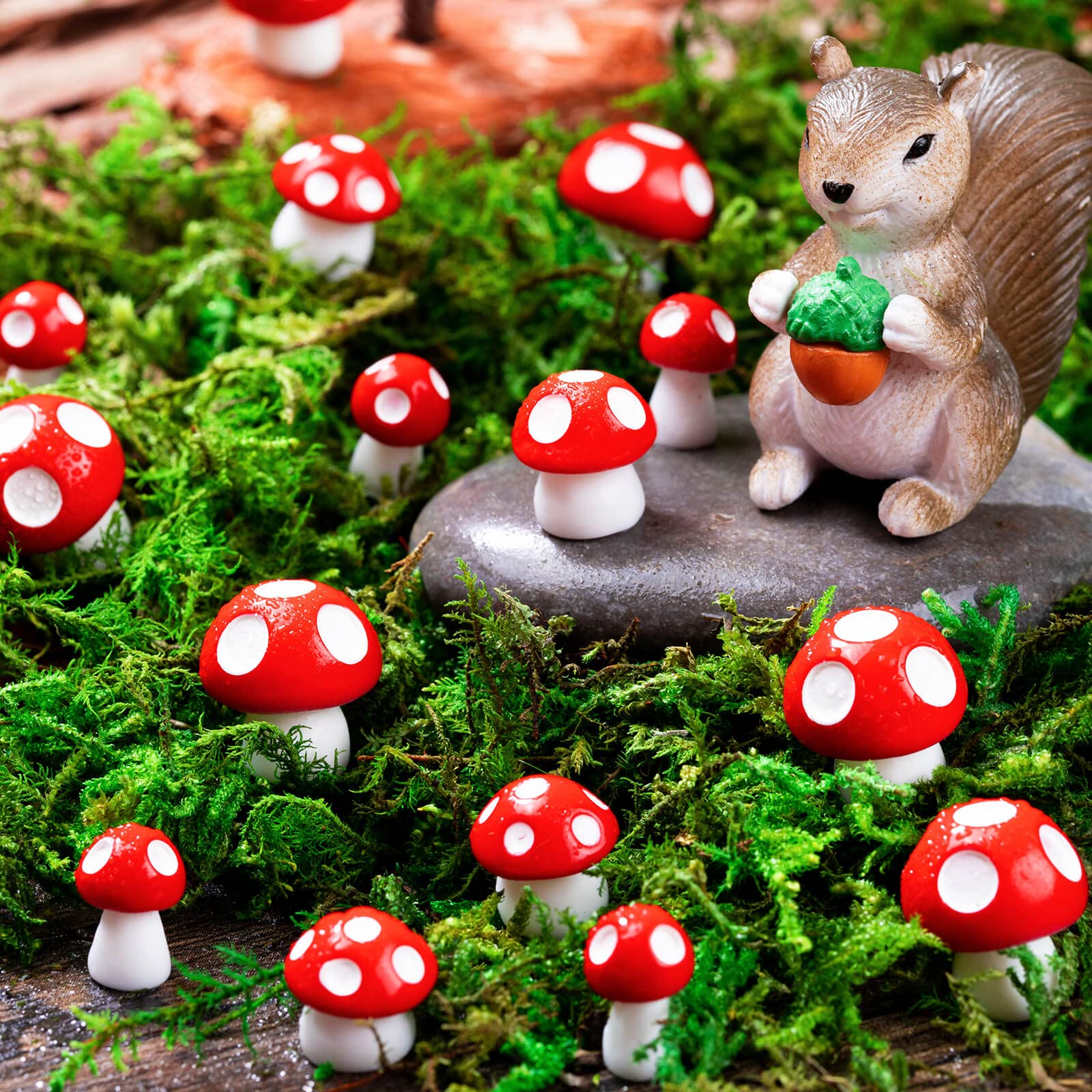 Amazon.com: 60pcs Lovely Tiny Mushrooms - Mushroom Cake Topper - Fairy  Garden Mushroom - Cute Mini Resin Mushrooms Figurines - Fake Mushroom  Miniatures Statue for Bonsai Micro Landscape Craft (3 Sizes, Red) :