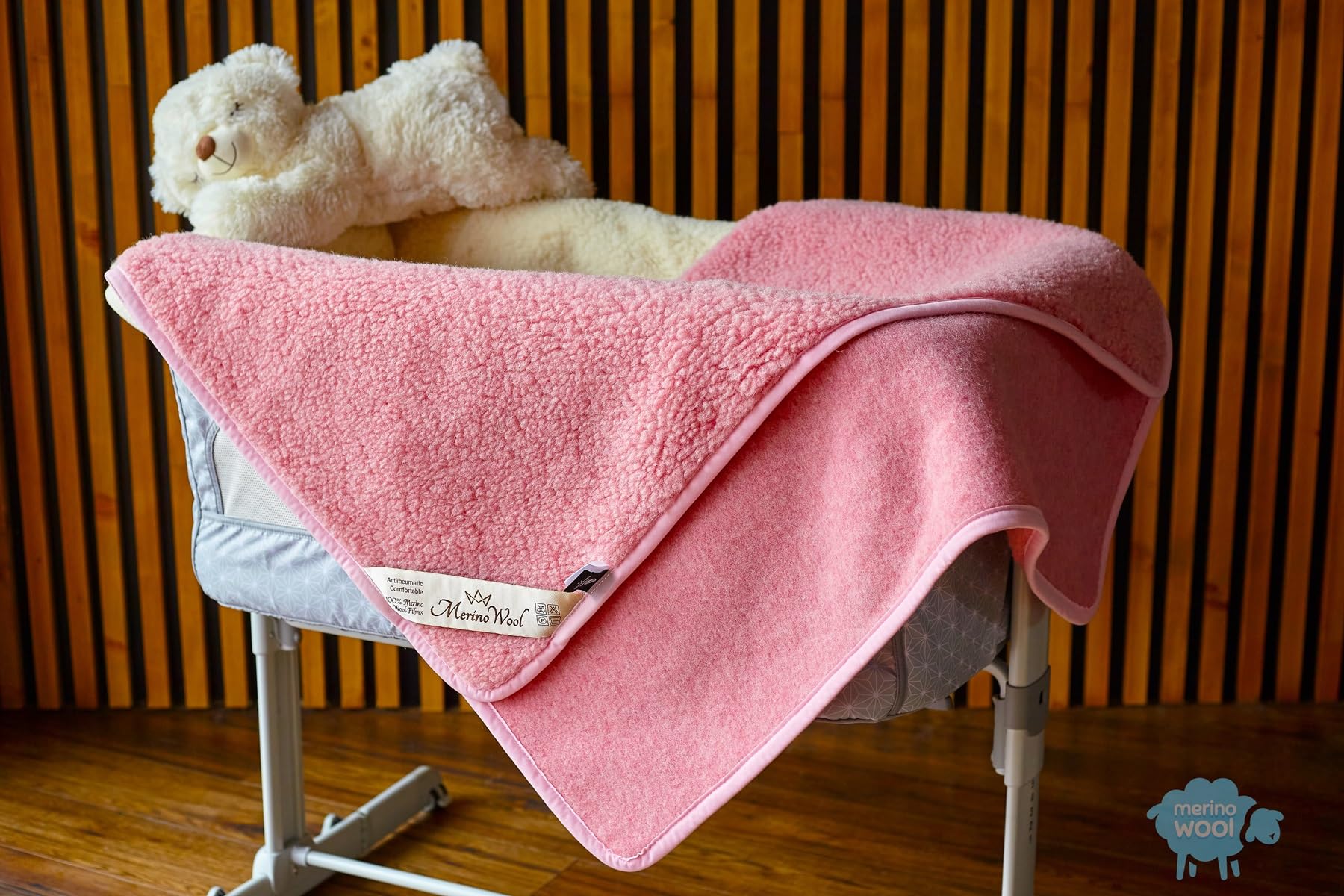 Merino Babydecke, einfarbig, aus reiner Wolle, 140 x 100 cm, Rosa, leicht, natürlich, warm