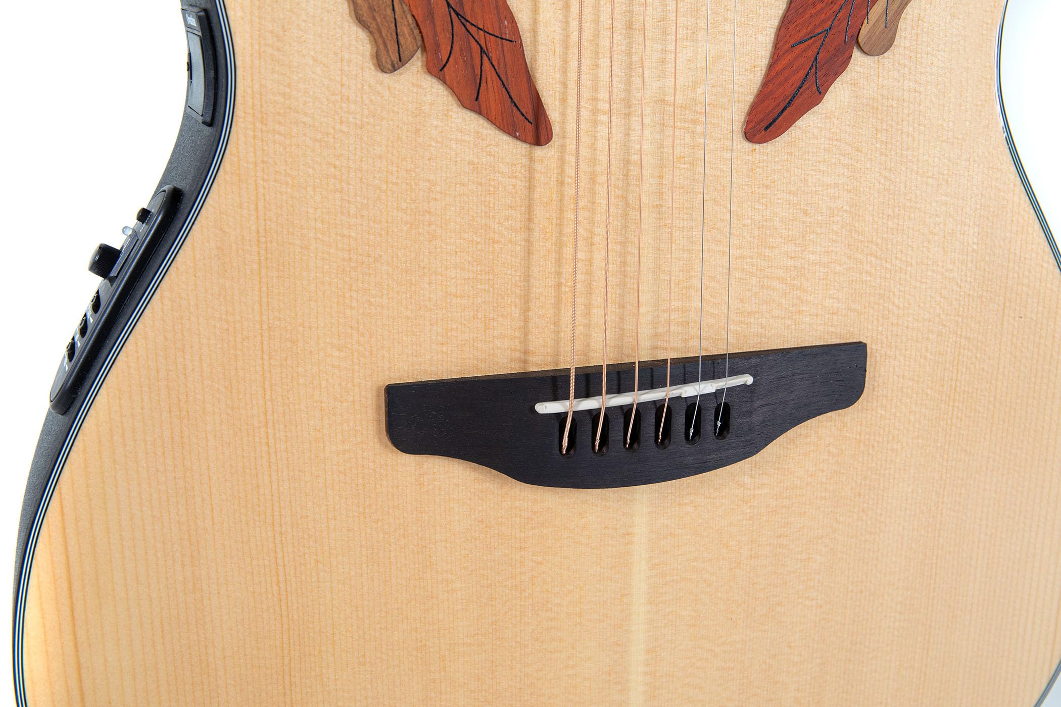 美品！Ovation Celebrity CC44 ナチュラル 木目 エレアコ Amazon | OVATION CE44C-4A-G Celebrity Elite Nylon Mid Depth