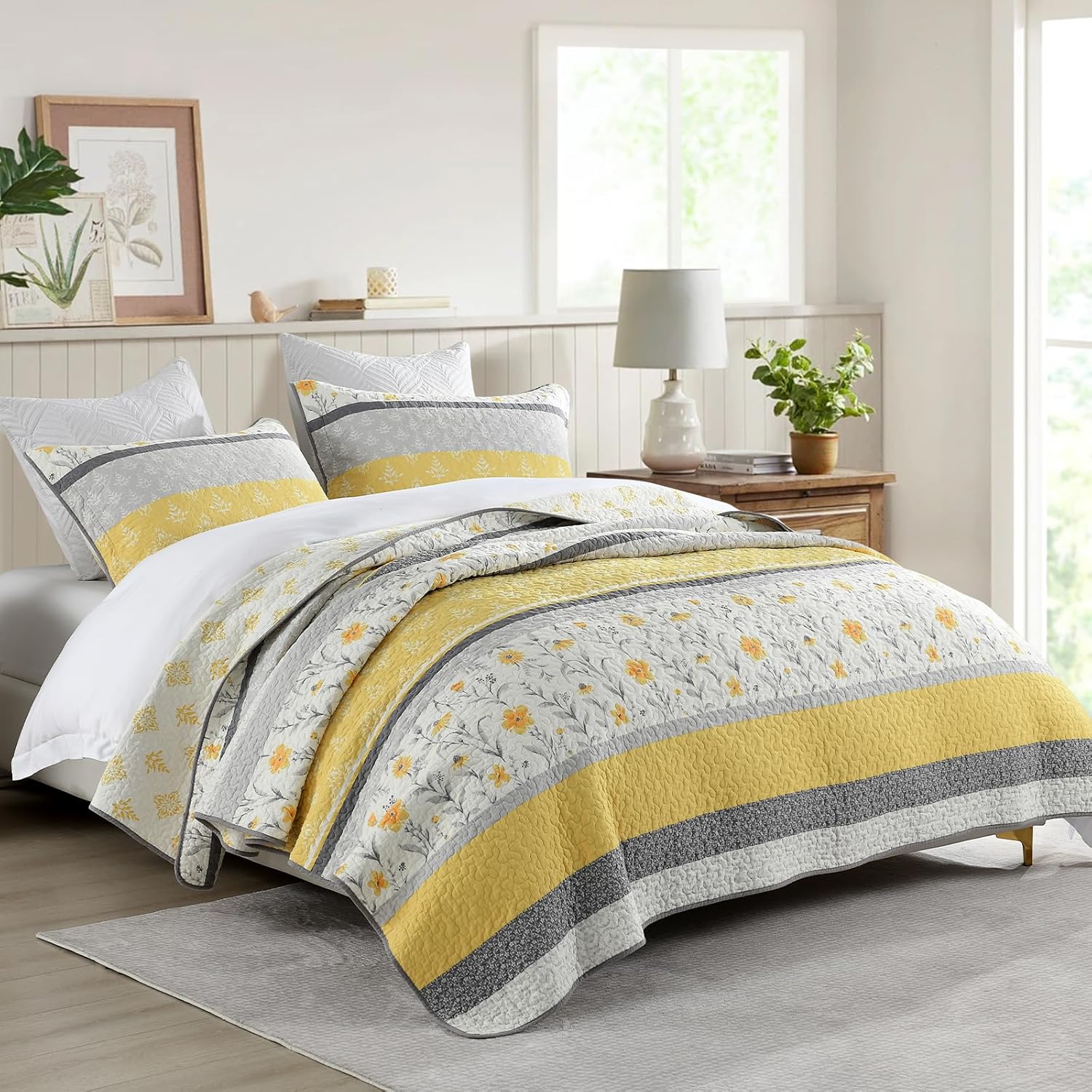 Quilta 100% Cotton Quilt Set Queen Size - Yellow Floral Bedspread Queen, Lightweight and Soft Quilts Bedding Set with Flower Pattern, Striped Coverlet for All Seasons with 1 Quilt 2 Pillow Shams