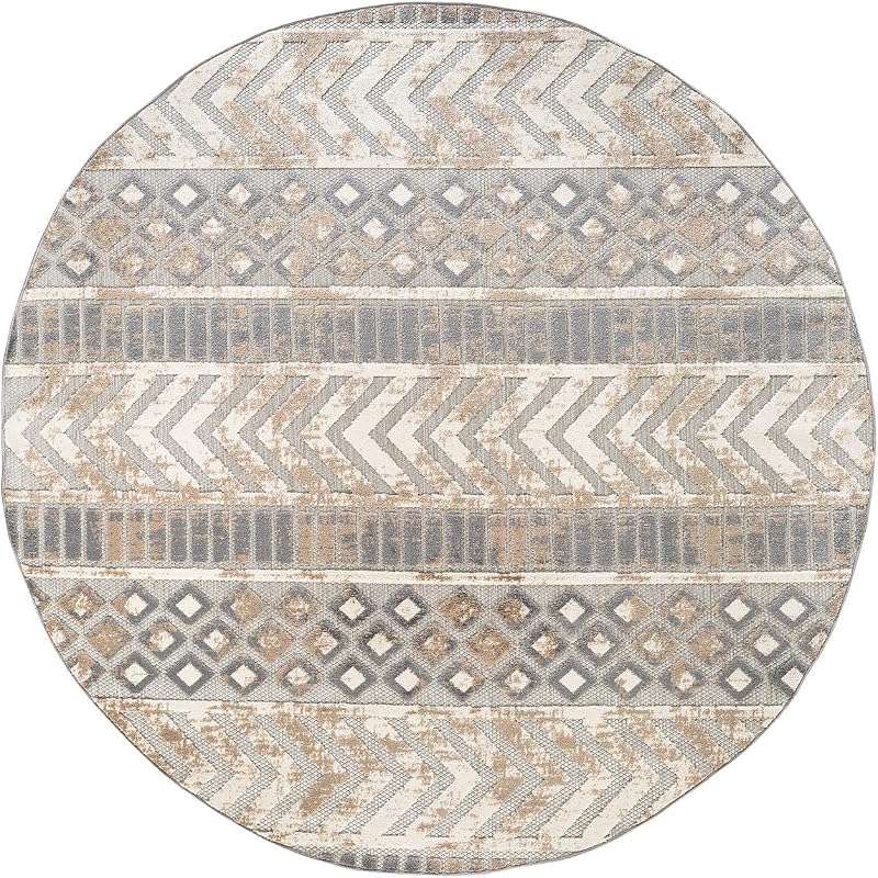 Rugshop Tribal Stripe Indoor/Outdoor Distressed Modern Round – Durable indoor/outdoor rug with a low-profile flat weave