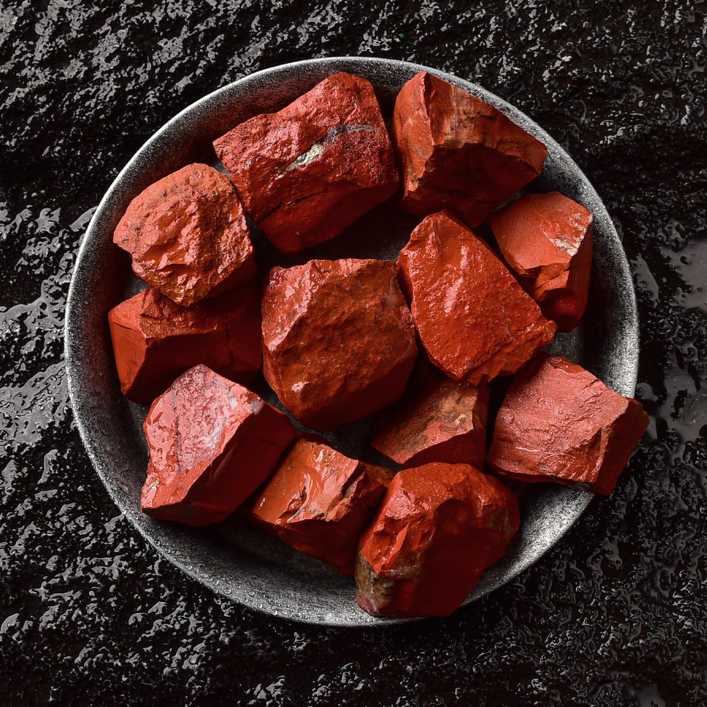WHZHDMA Bulk Natural Crystal Rough Stone Natural Red Jasper Ore Specimen Crystal Rough Stone Crushed Stone Demagnetized Stone Crystal Ornaments Rocks Stones and Crystals