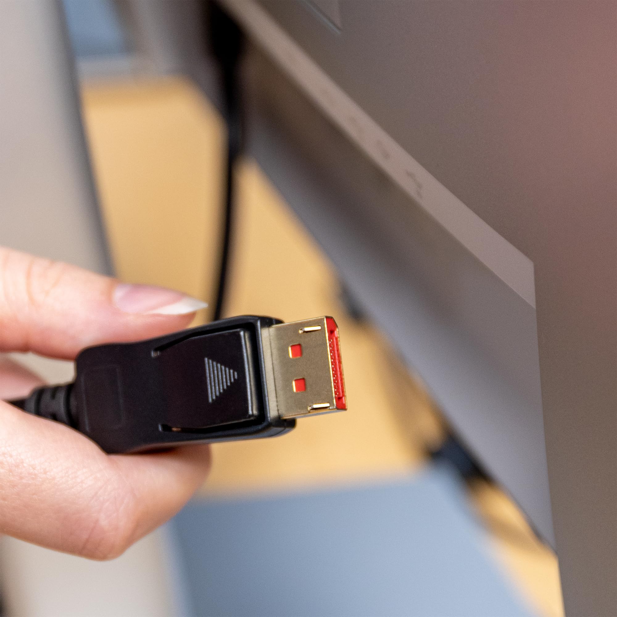 InLine DisplayPort 1.4 kabel, 1 m, pozłacane styki, 8K 60 Hz, 4K 120 Hz, HDR, czarny, 15301