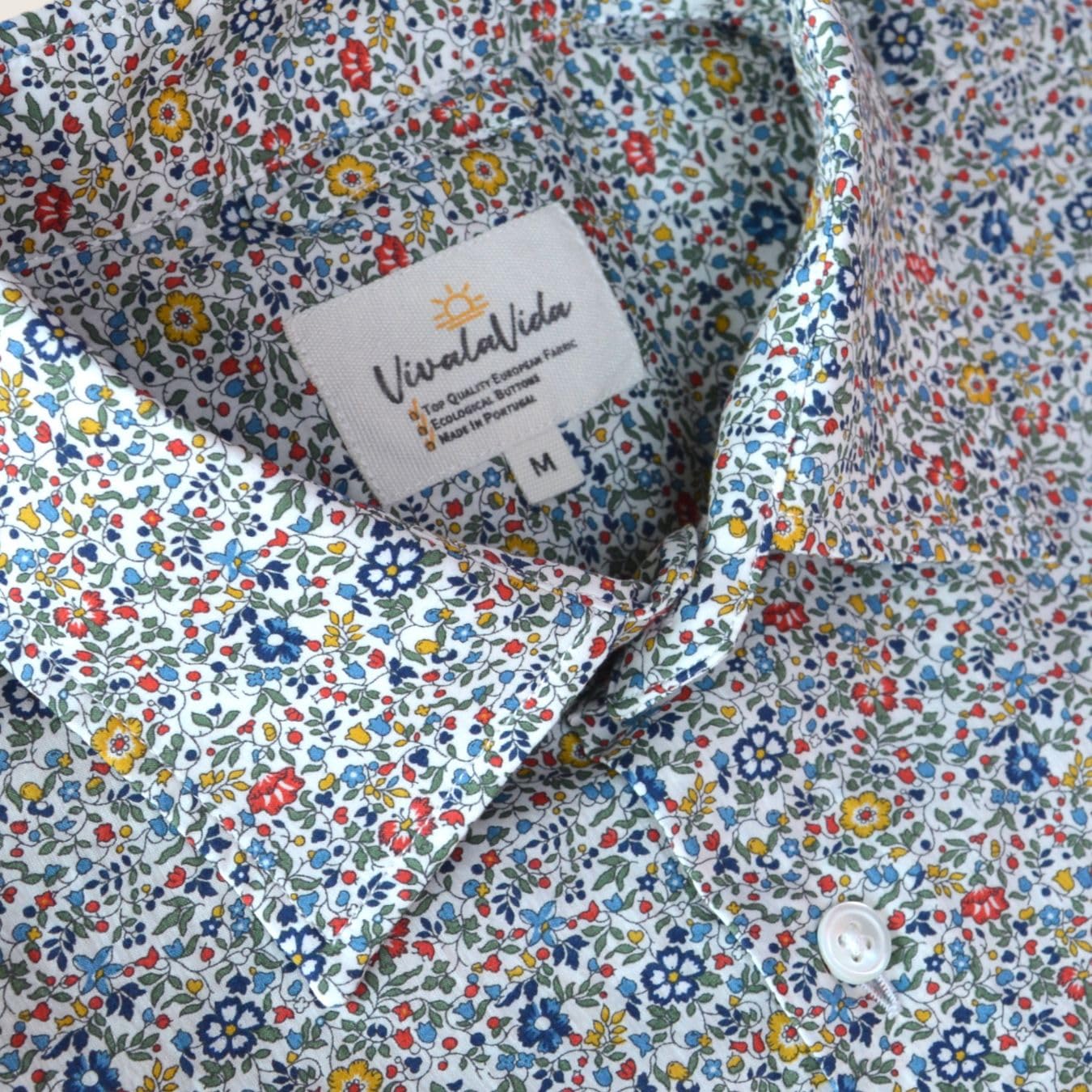 Camicia Bambino Manica Lunga - Camicia Bianca Bambino - Cotone - VivalaVida - Stampa Floreale Liberty - Camicia di Fiori Camicia Padre Figlio - Taglie da 2 a 11 anni