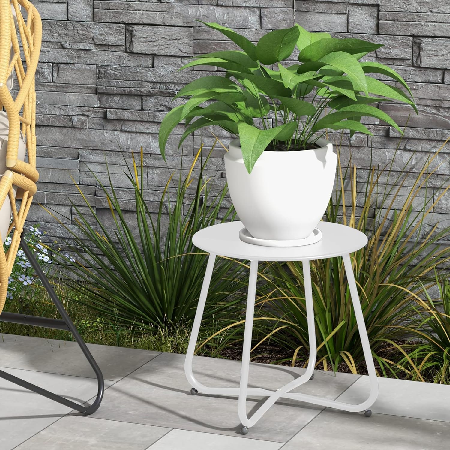 Grand patio Outdoor Side Table 18-inch Round End Table Accent Table for Bistro Balcony Apartment White