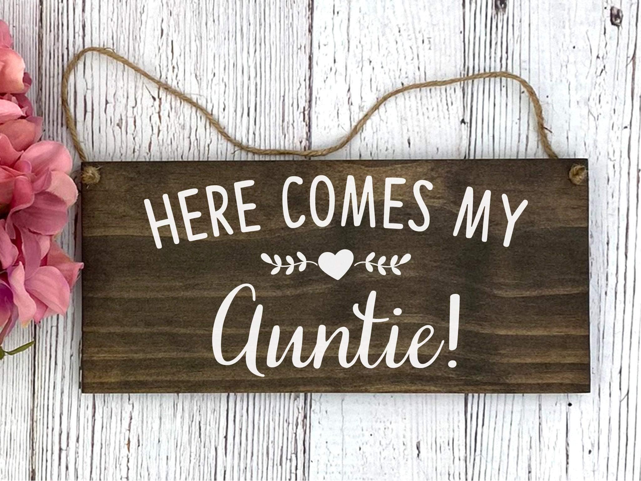Diuangfoong Here Comes My Auntie! Ring Bearer Sign Flower Girl Sign Wedding Wood Sign Wedding Photo Prop Walnut Or Gray