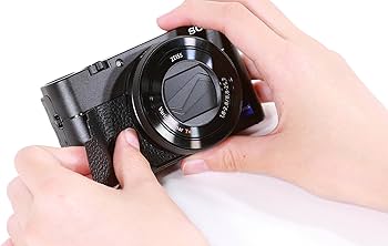 【美品】SONY RX100M5A 社外バッテリー2個と皮ストラップ&皮ケース付 美品】SONY RX100M5A 社外バッテリー2個と皮ストラップ&皮ケース付