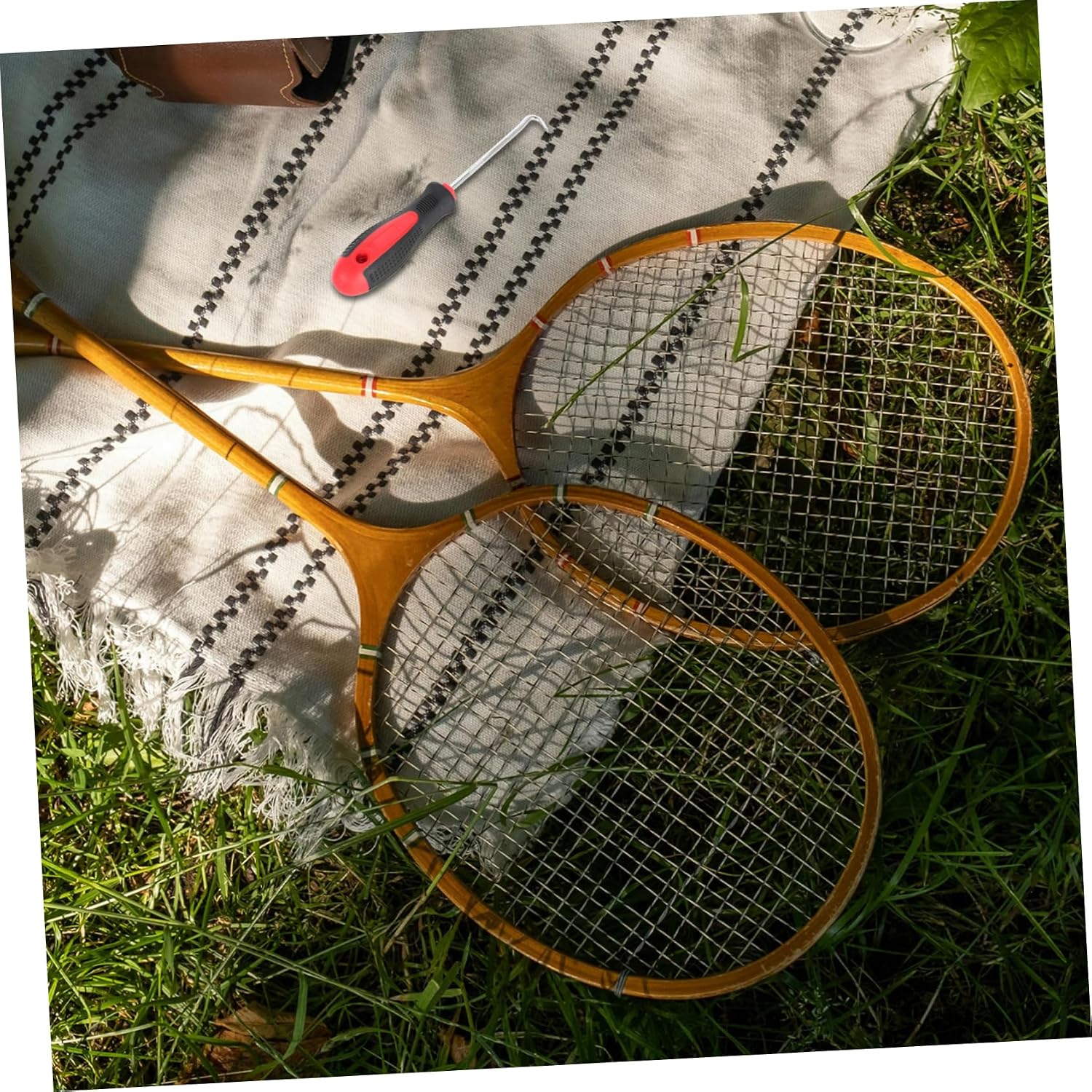 Badminton Racket Stringing Hook Durable Sports Racket Stringing Tool for Easy Maintenance Versatile Use for Badminton and Tennis Equipment Reliable Stringing Accessory