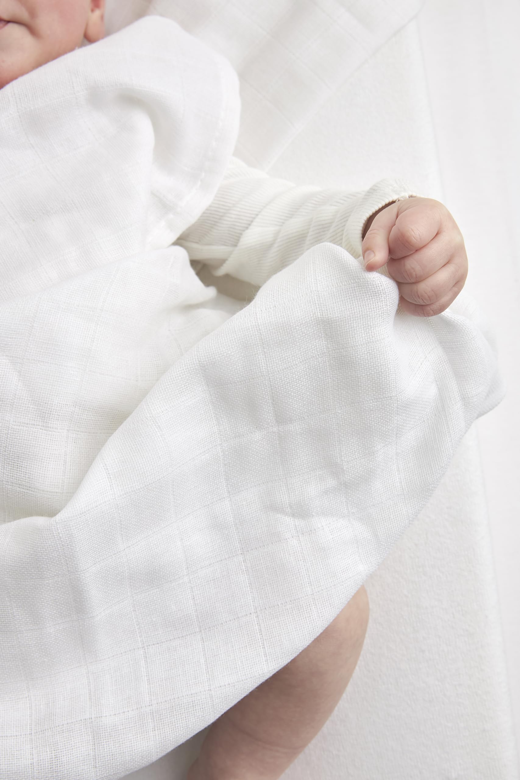 Meyco Baby Uni, 6 sztuk (muślinowe ściereczki, muślinowe ściereczki wykonane w 100% z bawełny, chłonne i szybkoschnące, wielofunkcyjne akcesoria dla niemowląt), białe