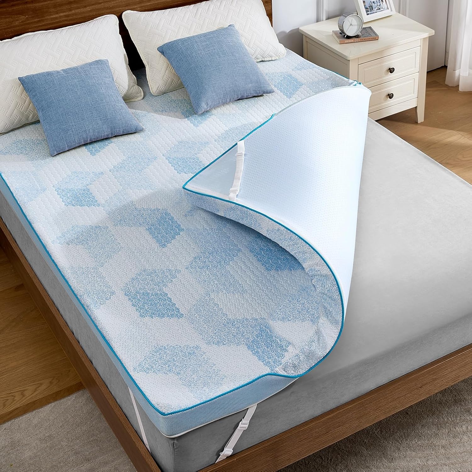 PERLECARE Medium Firm Mattress Topper Queen – 3 Inch Gel Memory Foam Bed Topper for Pressure Relief, Breathable Soft Bamboo Mattress Pad with Removable Non-Slip Cover, CertiPUR-US Certified