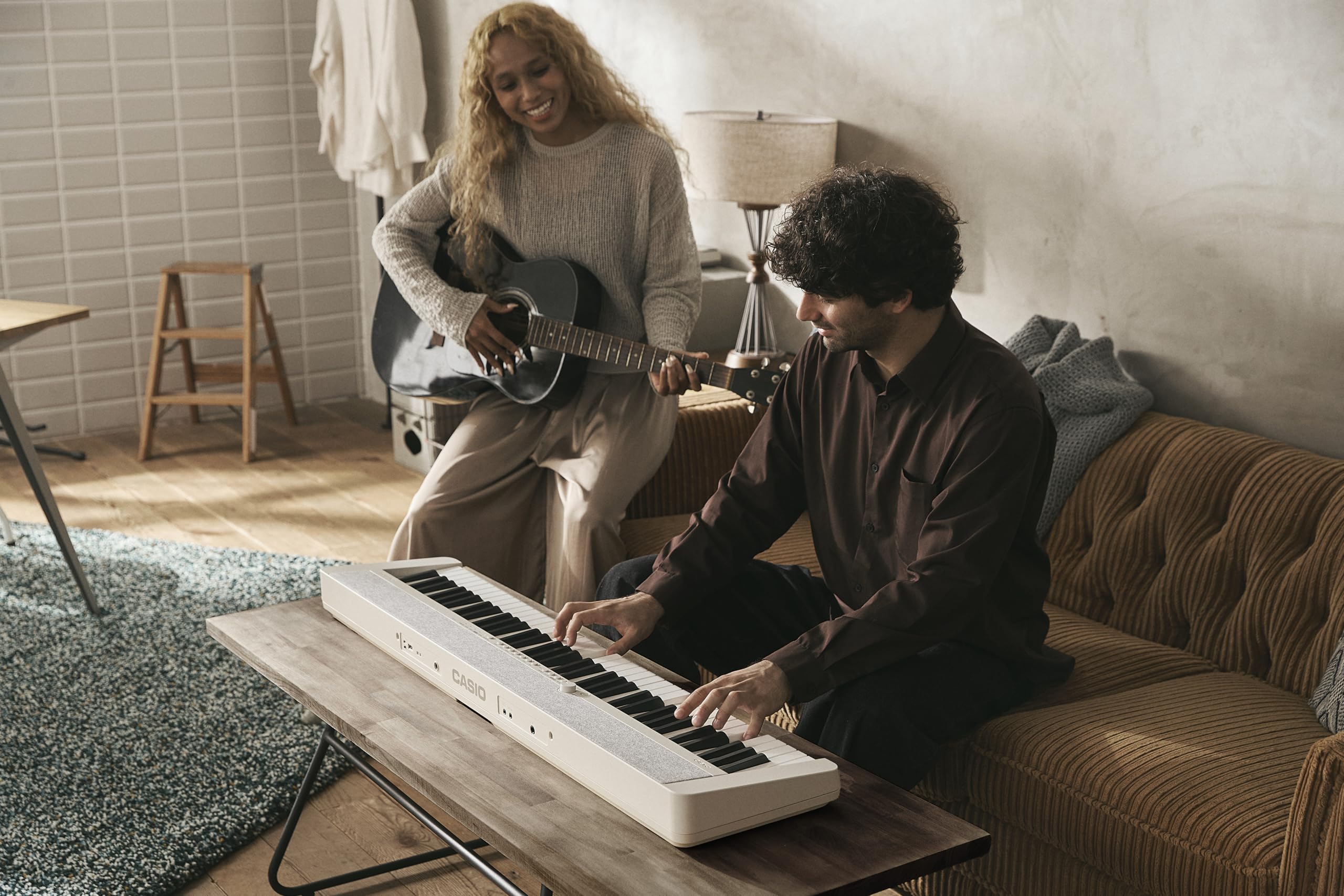Casio Casiotone CT-S1-76WE Piano-Keyboard avec 76 Touches à Frappe Dynamique, 61 sons, Blanc