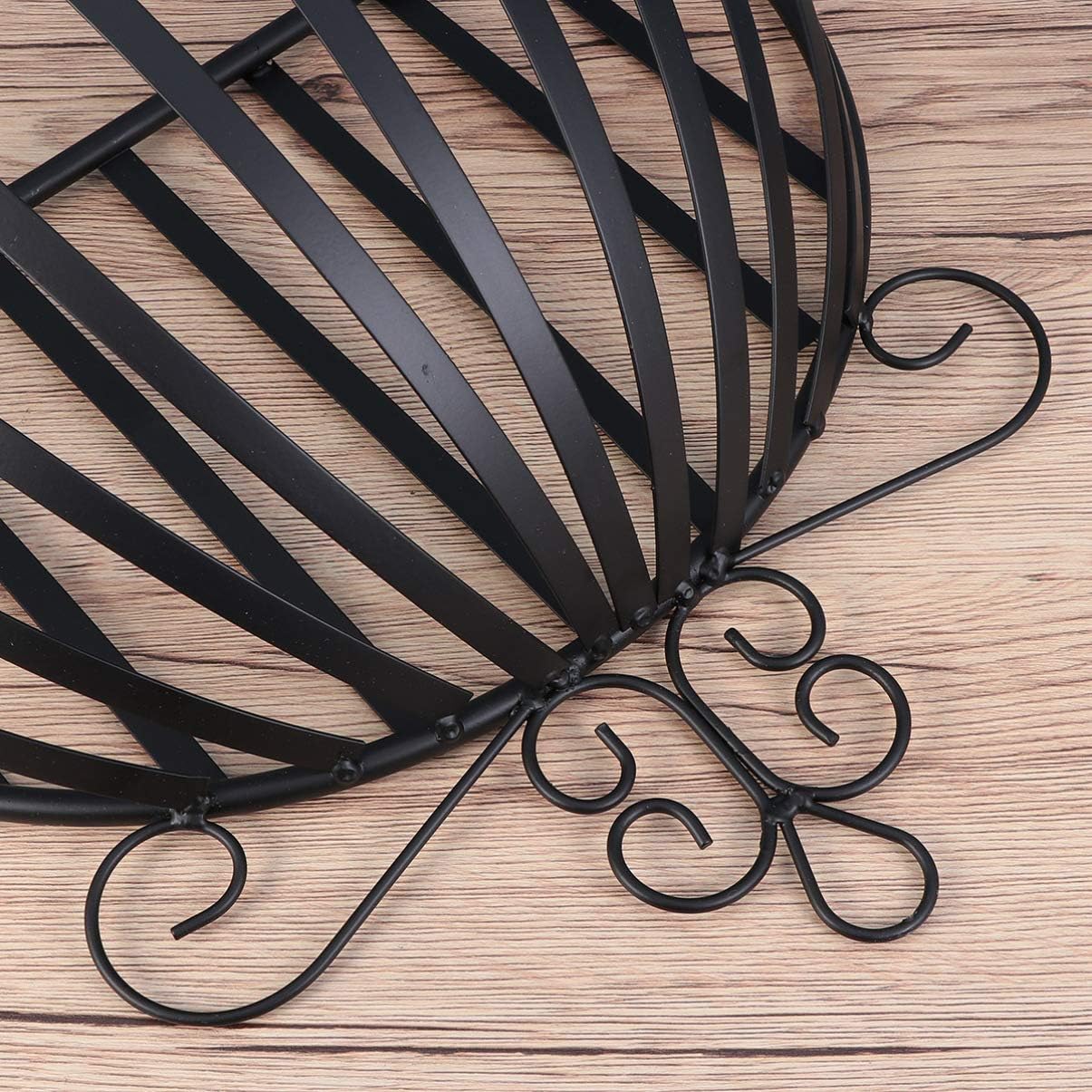 Metal Wall Planter Basket Hanging Plant Basket Flower Holder Half Round Hanging Flower Baskets for Porch Balcony Fence Decor Black