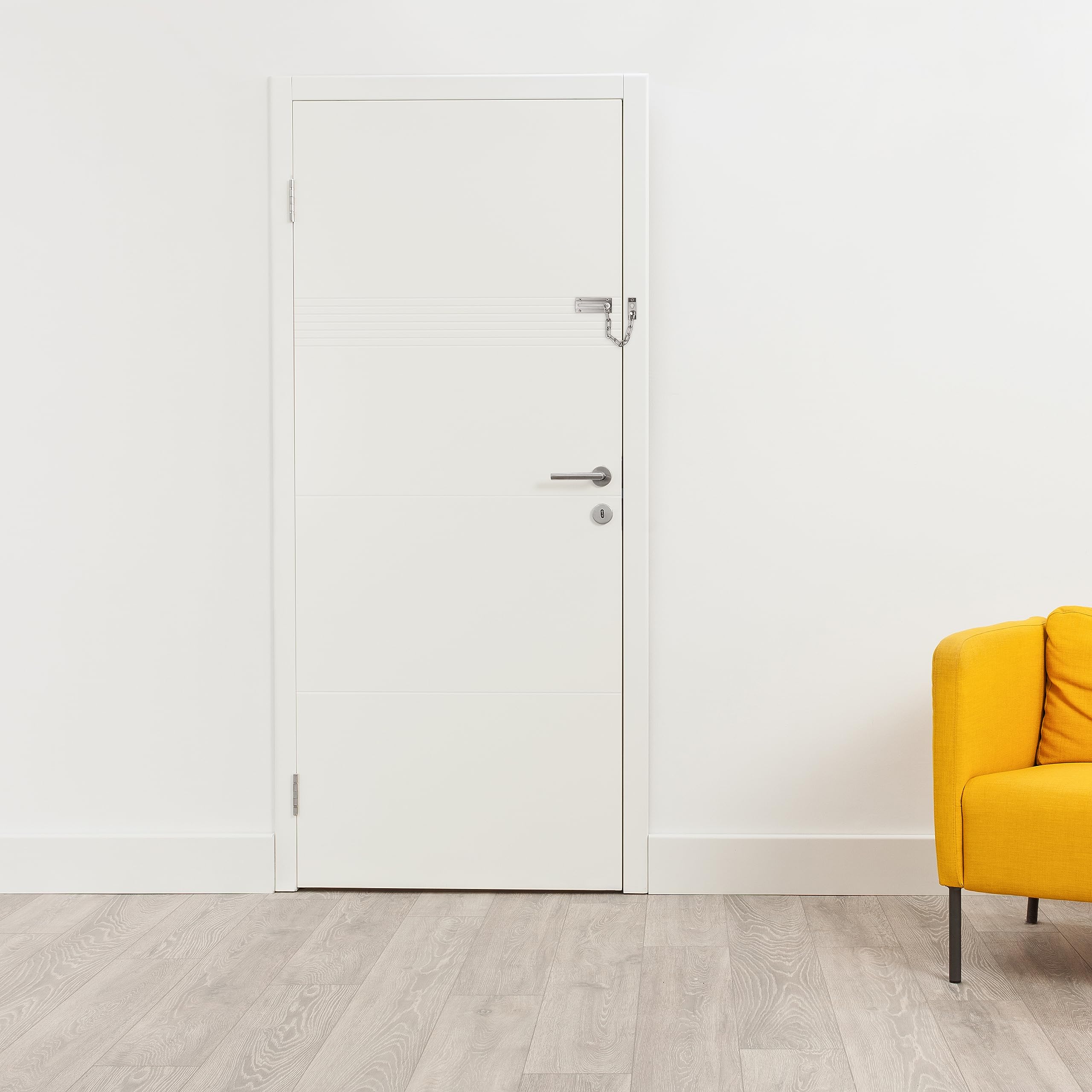 Image secondaire de Chaîne de sécurité Amig en acier inoxydable pour portes - Verrou renforcé argenté