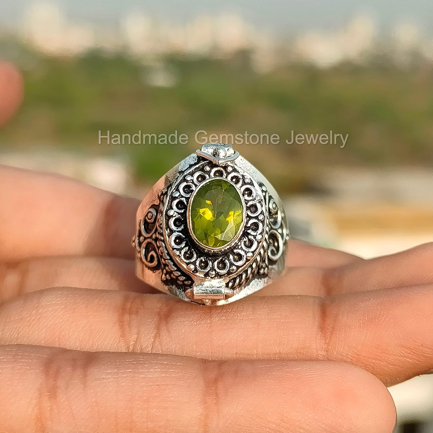 Faceted Peridot Poison Box Ring Green Peridot Gemstone Locket Ring Openable Box Ring Artisan Design Ring Pillbox Ring August Birthstone Ring Vintage Poison Ring Natural Peridot Jewelry