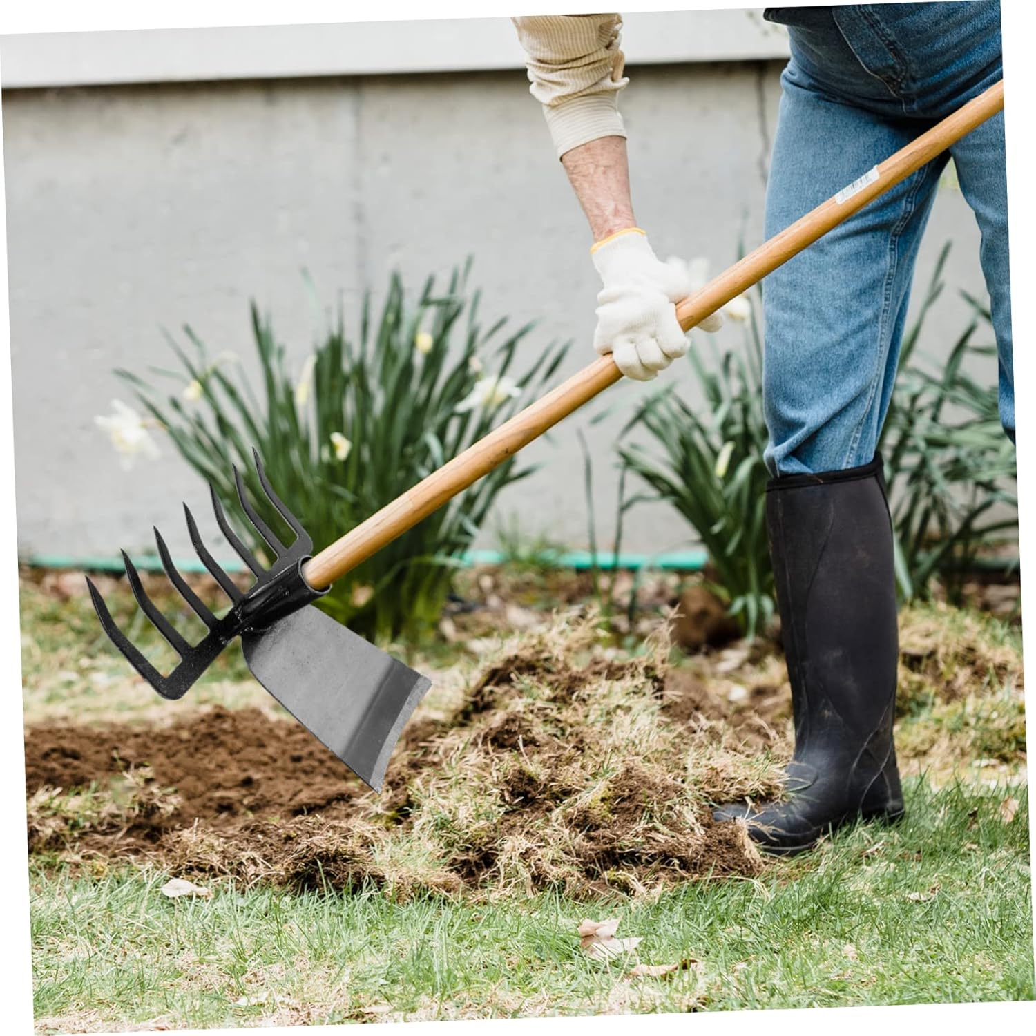 HEMOTON Versatile Garden Hoe with Rake Dual-Function Handheld Gardening Tool for Planting and Weeding Sturdy Steel Construction for Loosening Soil and Flower Bed Maintenance